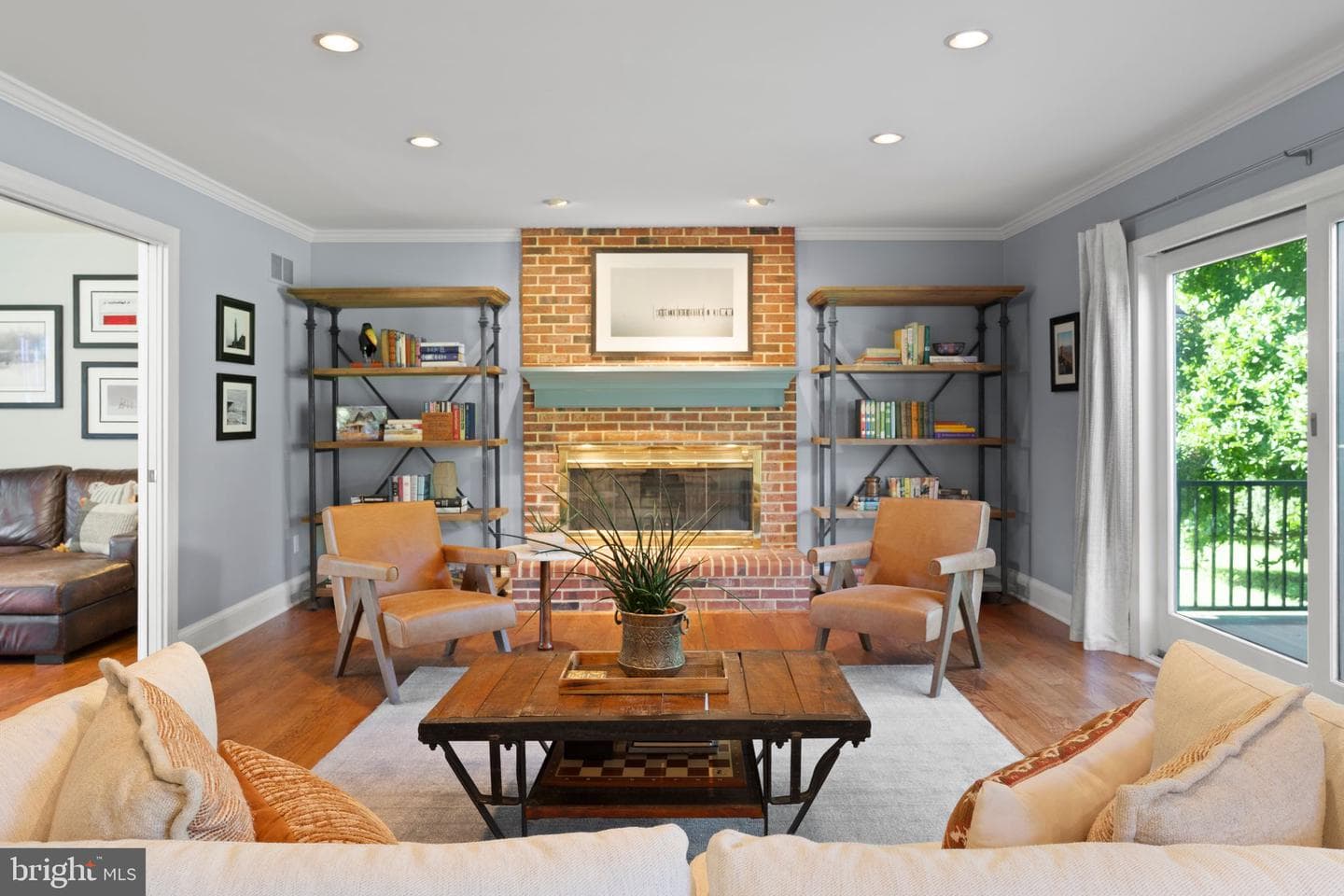 435 Bella Circle photo 4