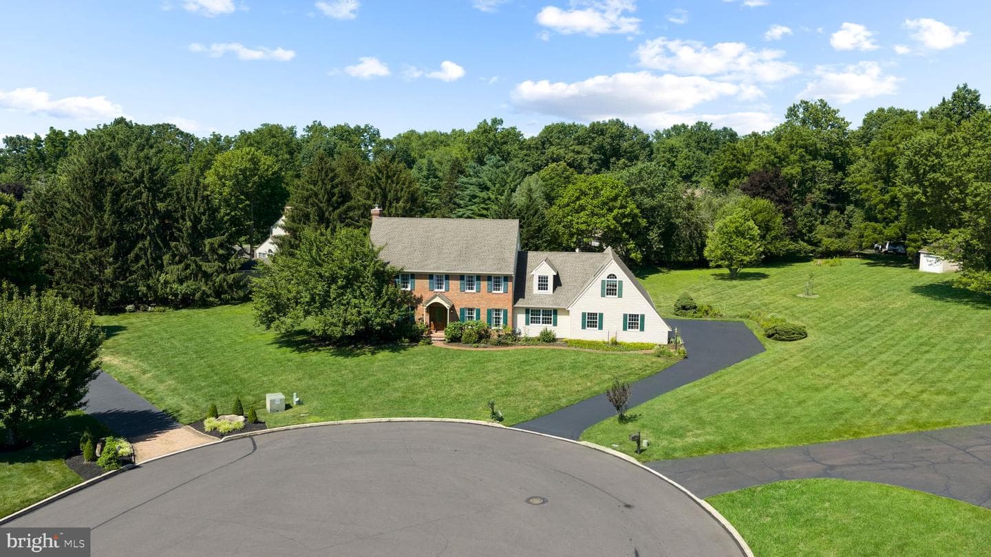 435 Bella Circle photo 42