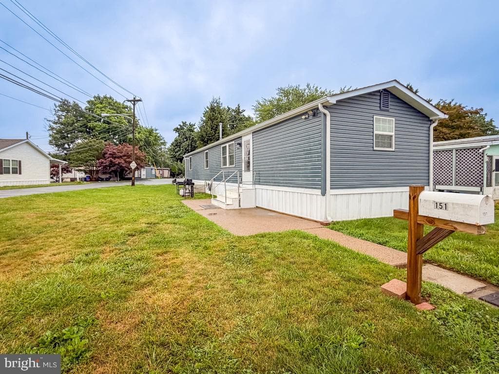 151 Harding Drive photo 1