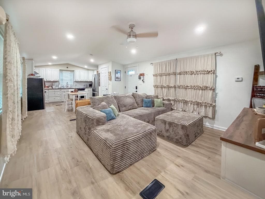 151 Harding Drive photo 8