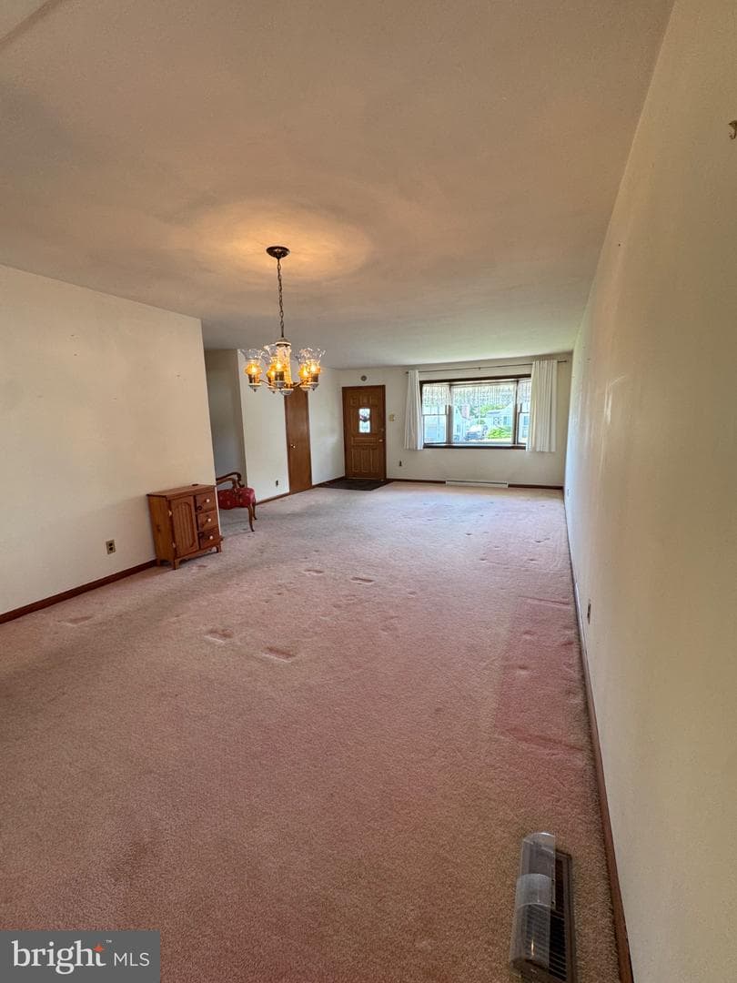 1243 Hiview Drive photo 4