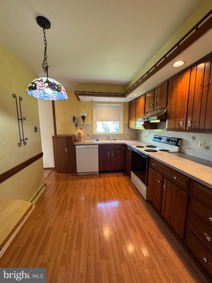 1243 Hiview Drive photo 5
