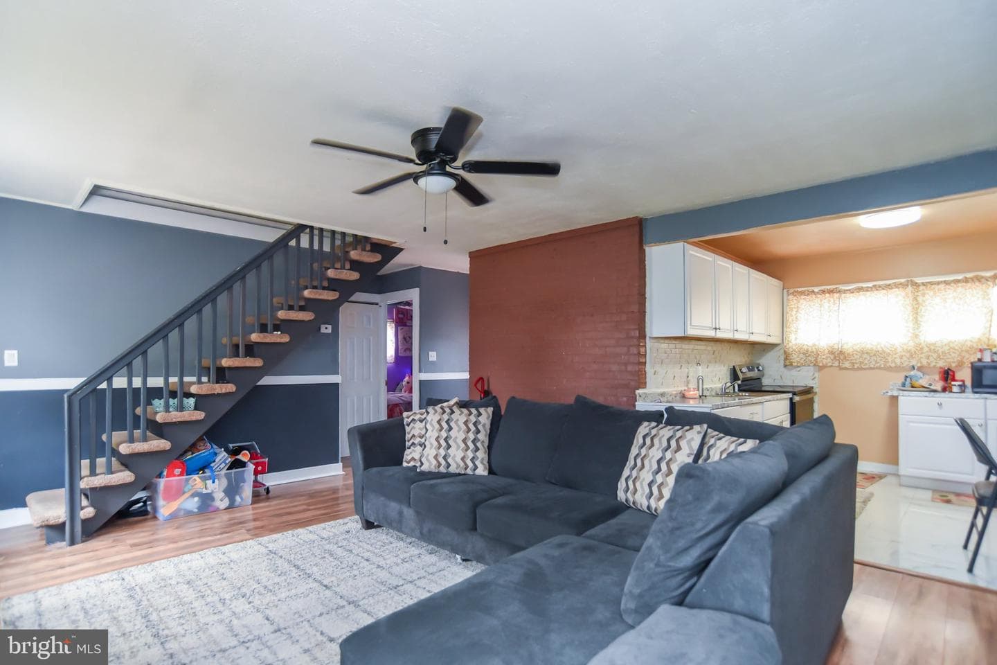 34 Red Maple Lane, Levittown