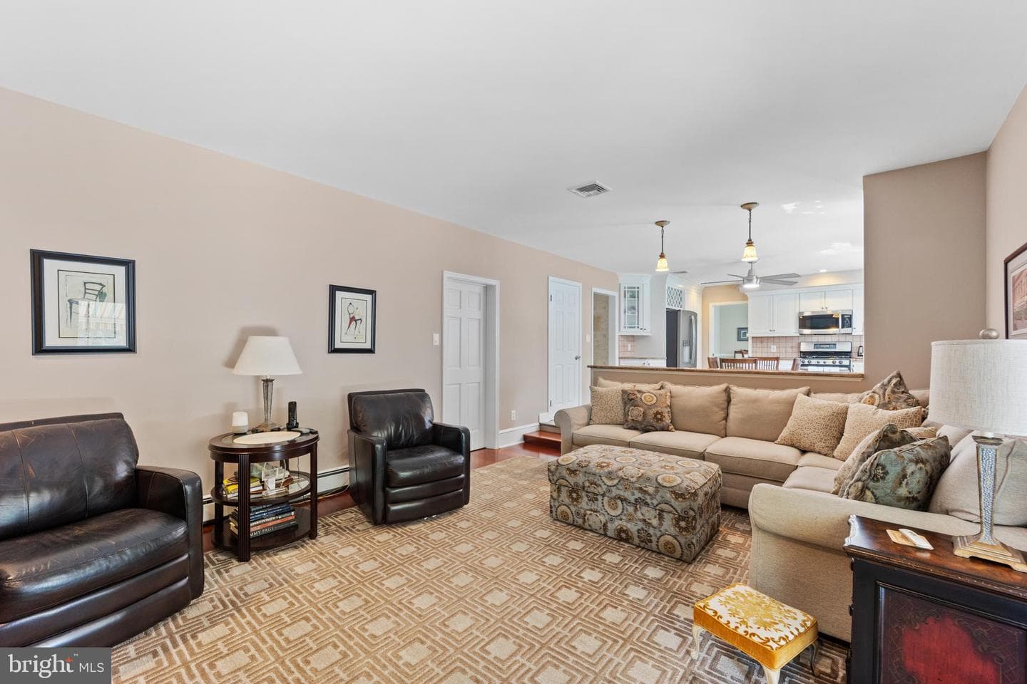 895 Sycamore Drive photo 23