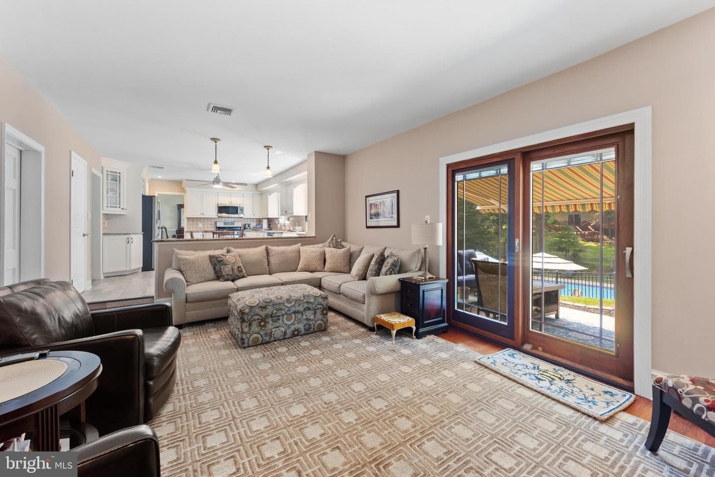 895 Sycamore Drive photo 24