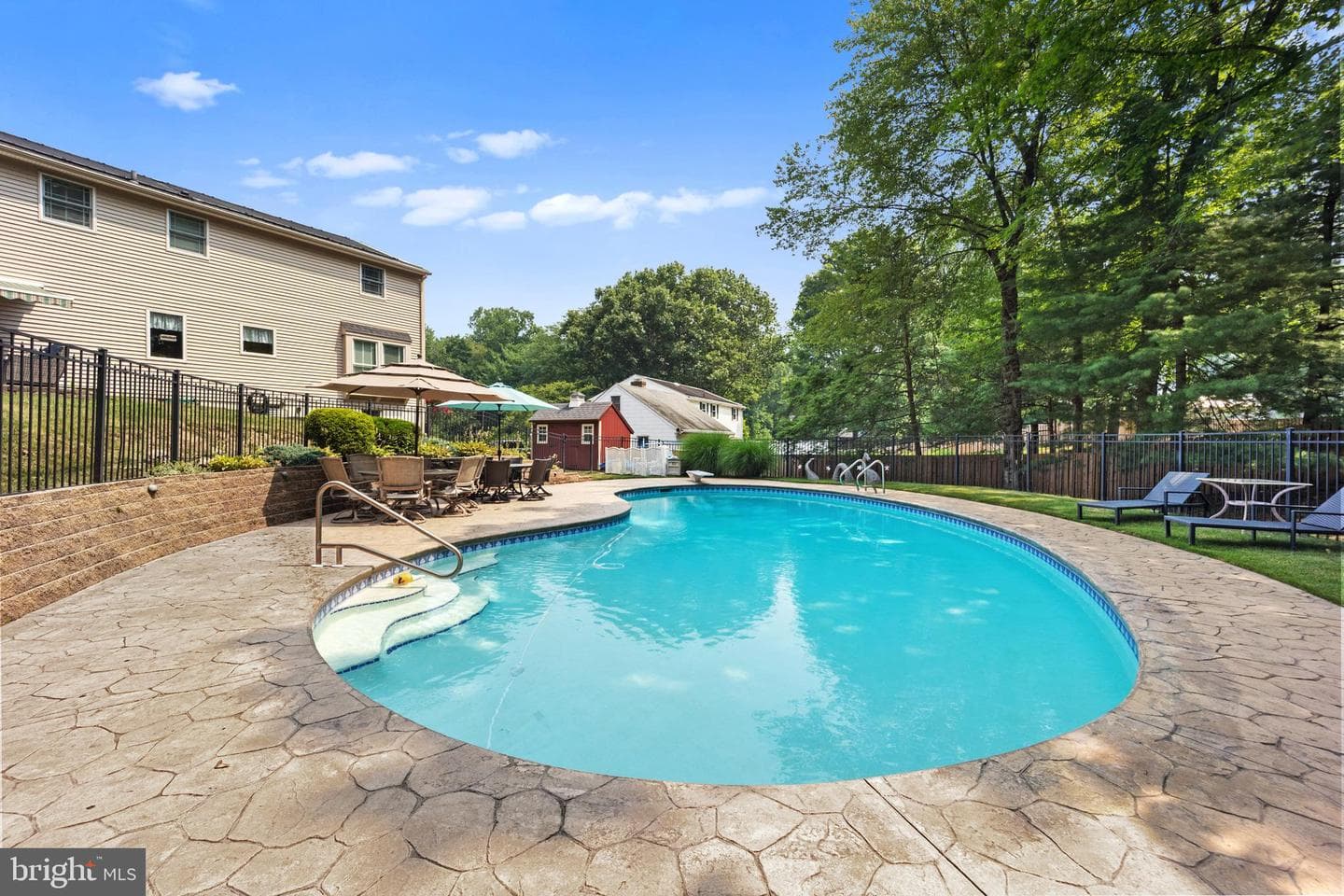 895 Sycamore Drive photo 55