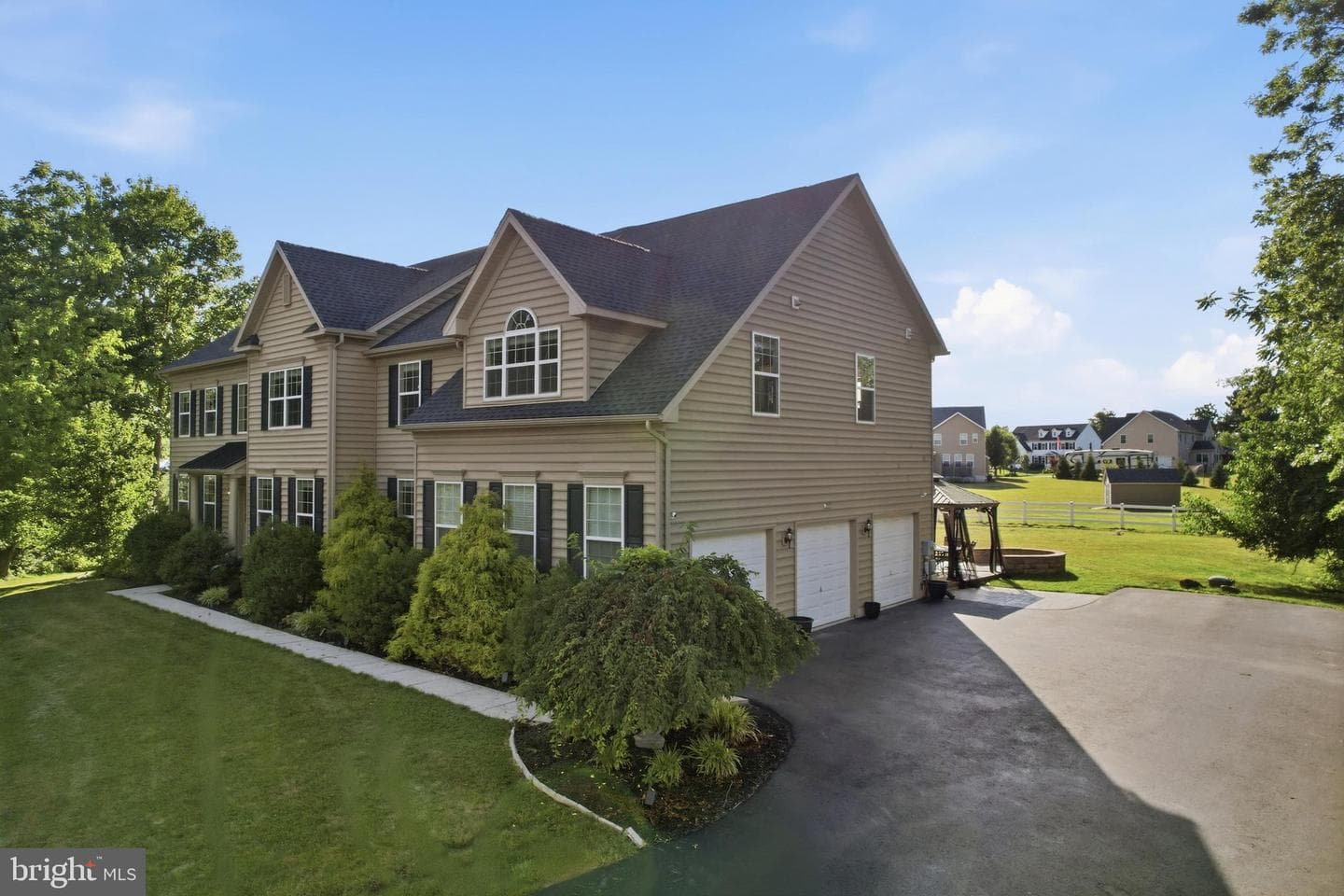 914 Hilltown Pike photo 91