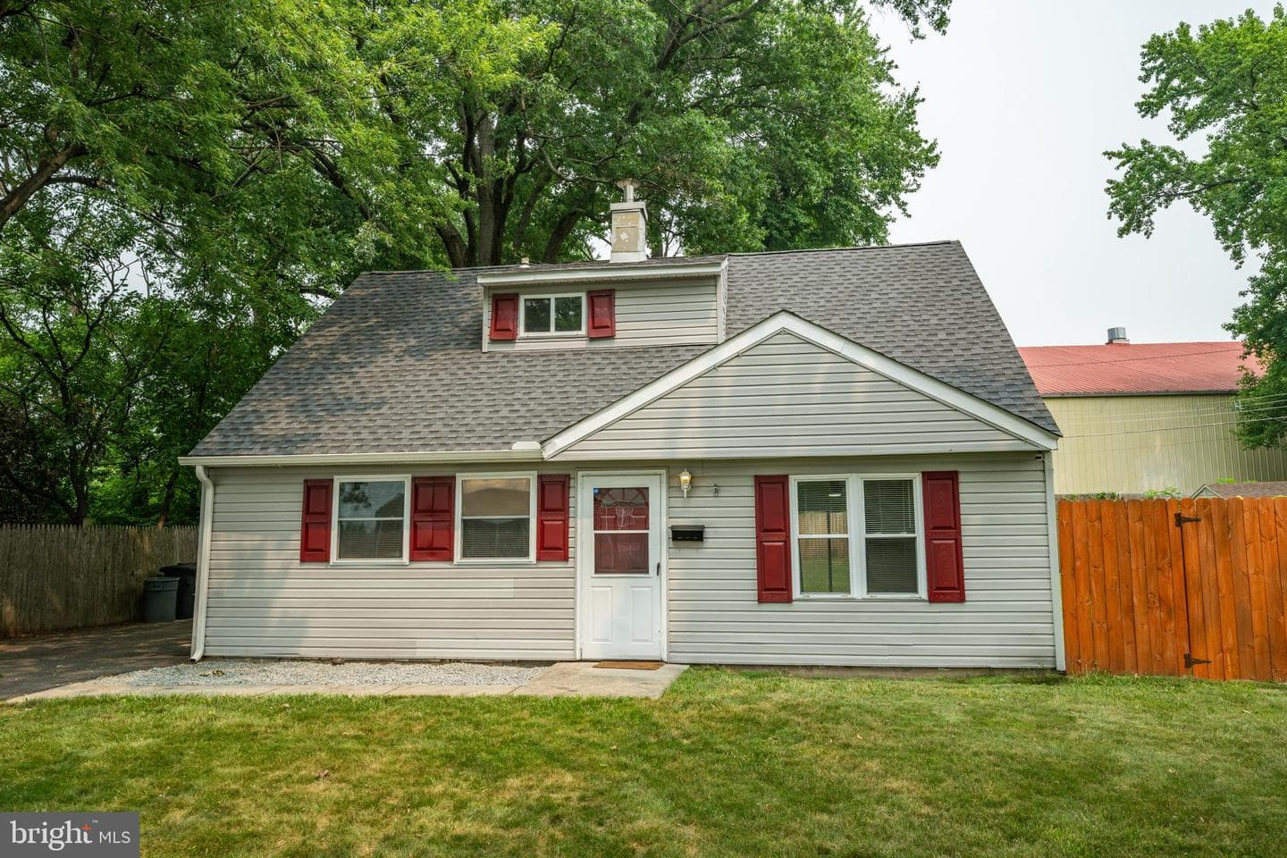 812 Rennard Lane photo 3