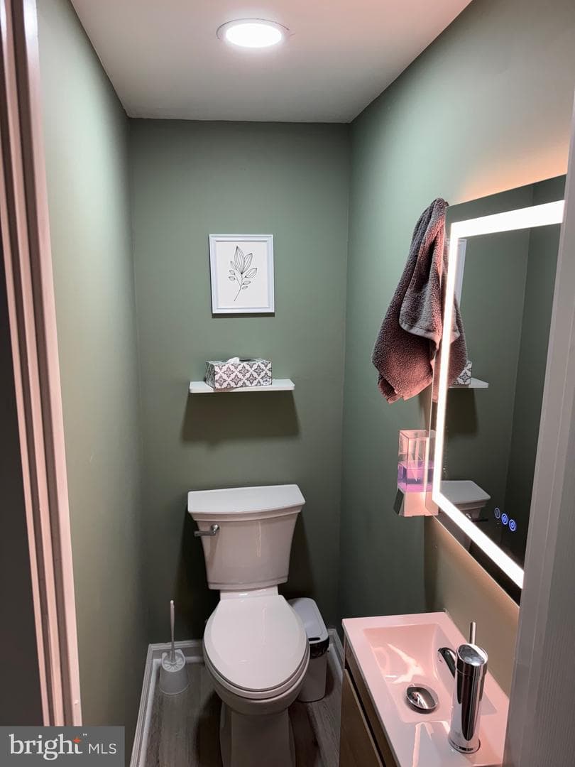 574 S Mount Vernon Circle photo 13