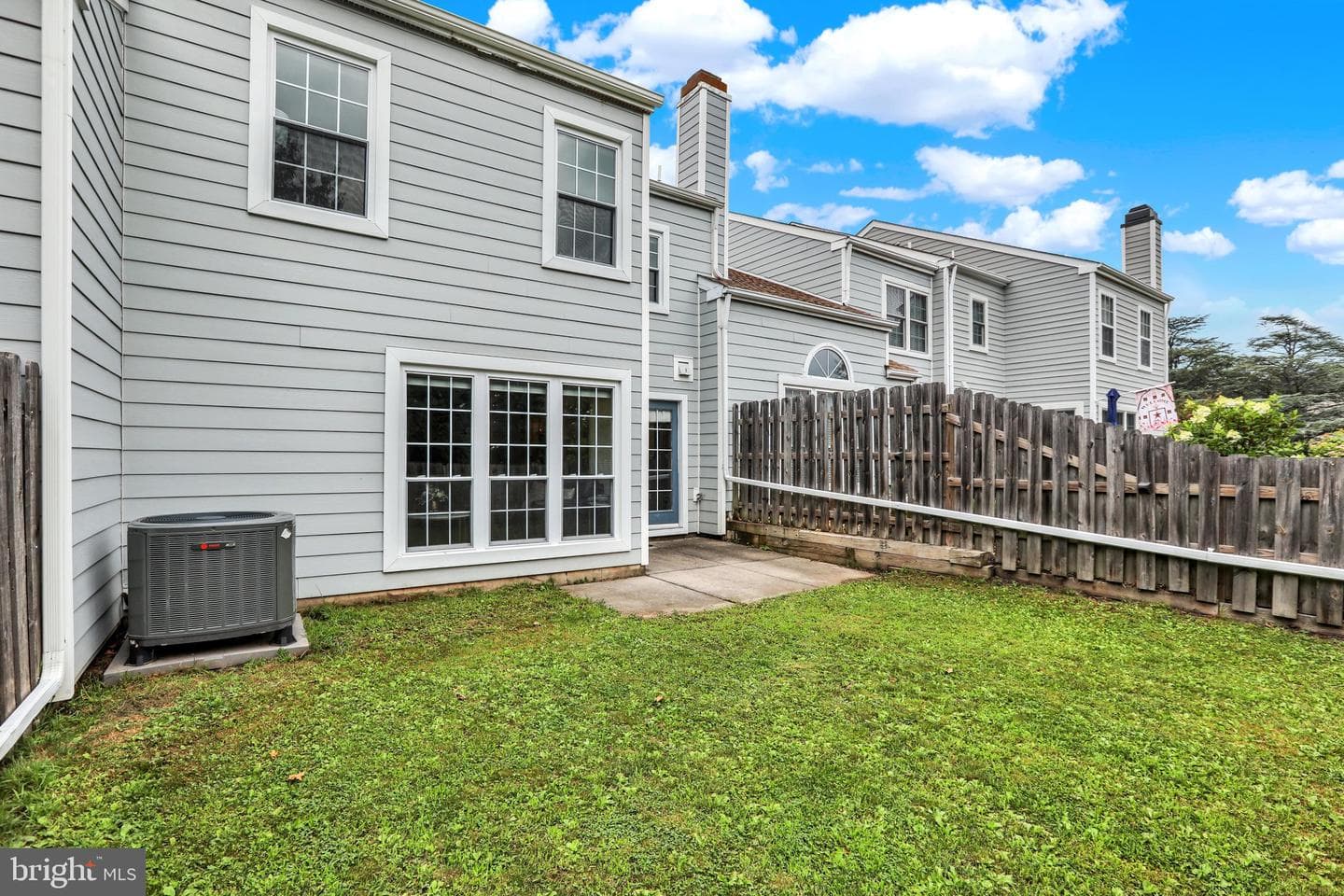 472 Trumbull Court photo 30