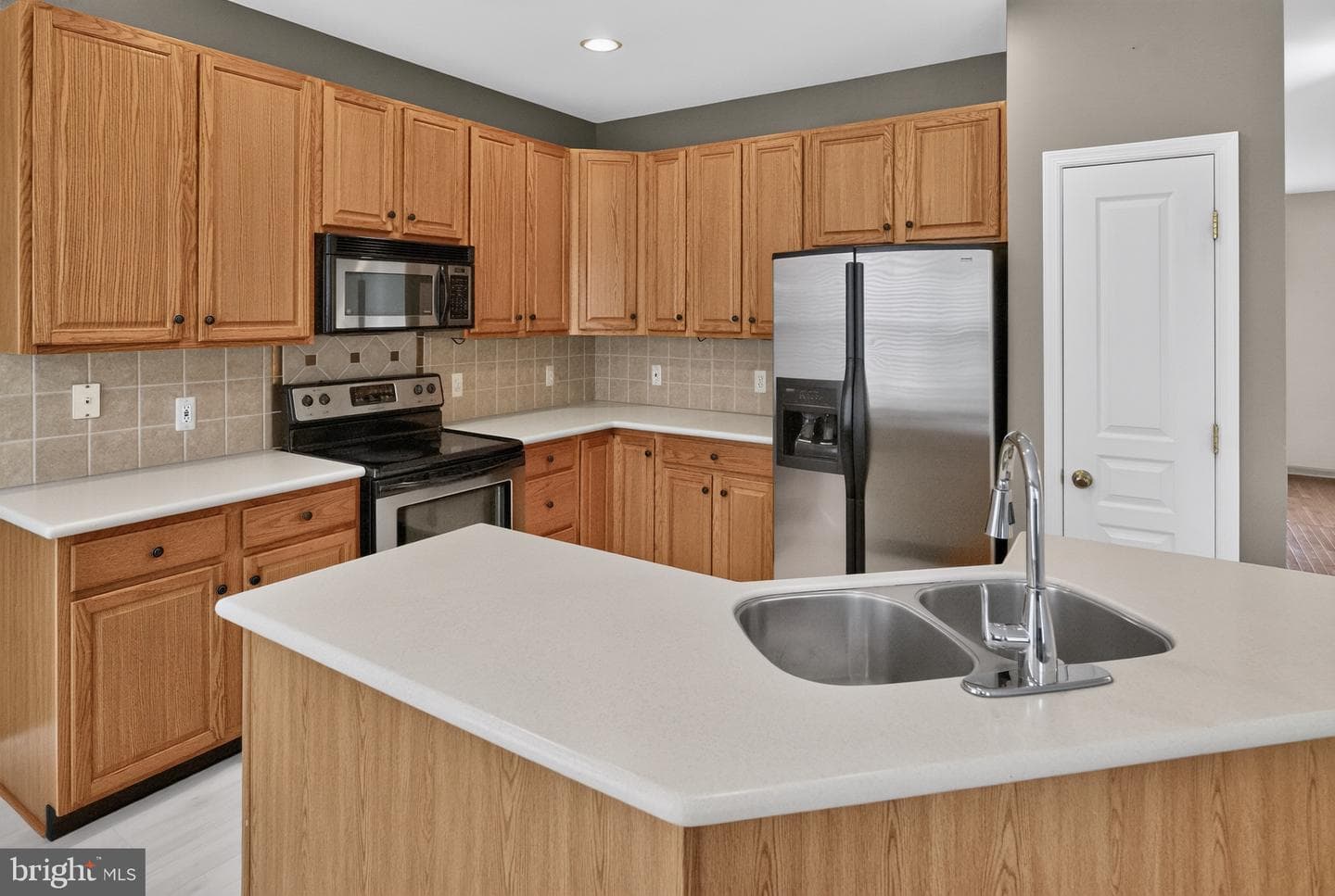 32 Charter Oak Court photo 9