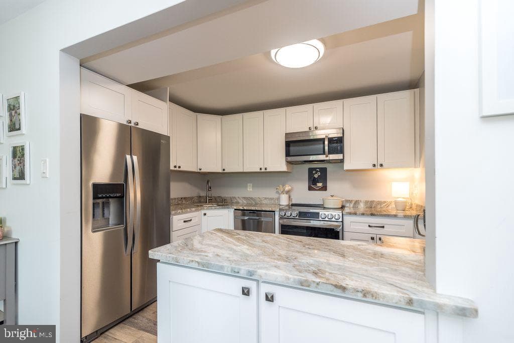 30024 Beacon Hill Drive photo 21