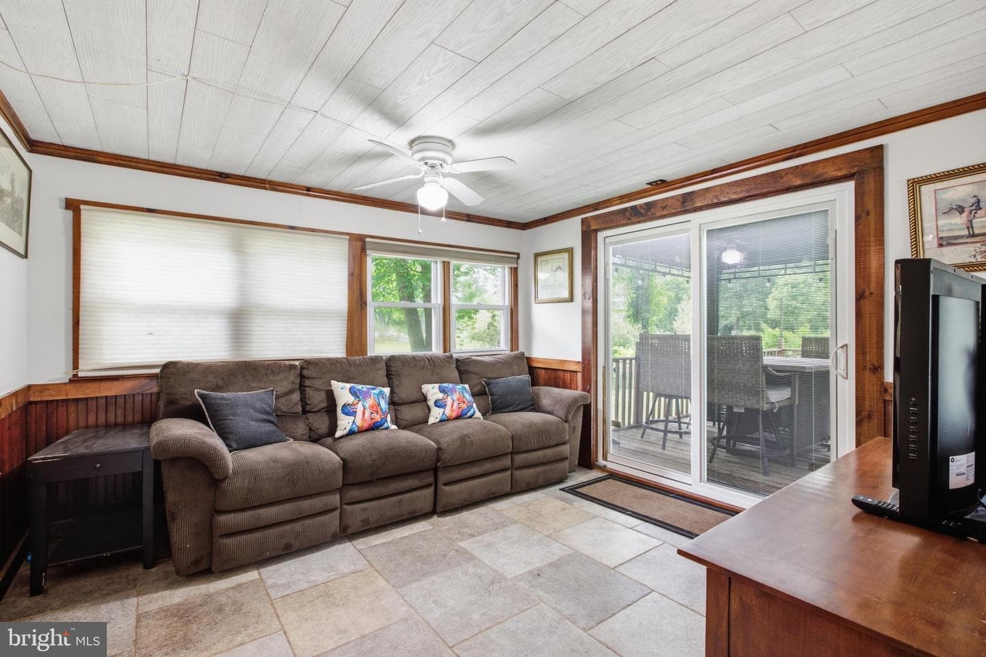563 E Dark Hollow Road #170 Shawn Ln photo 14