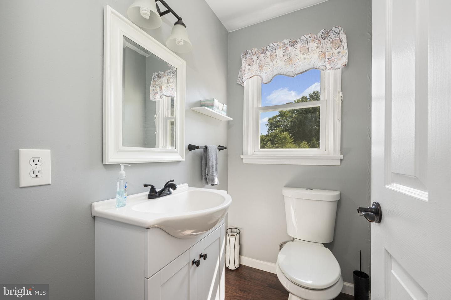 103 Sterling Drive photo 18