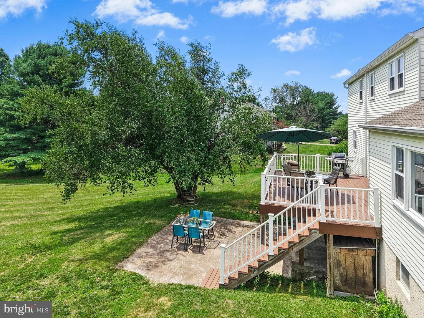 2608 Springhill Circle photo 37