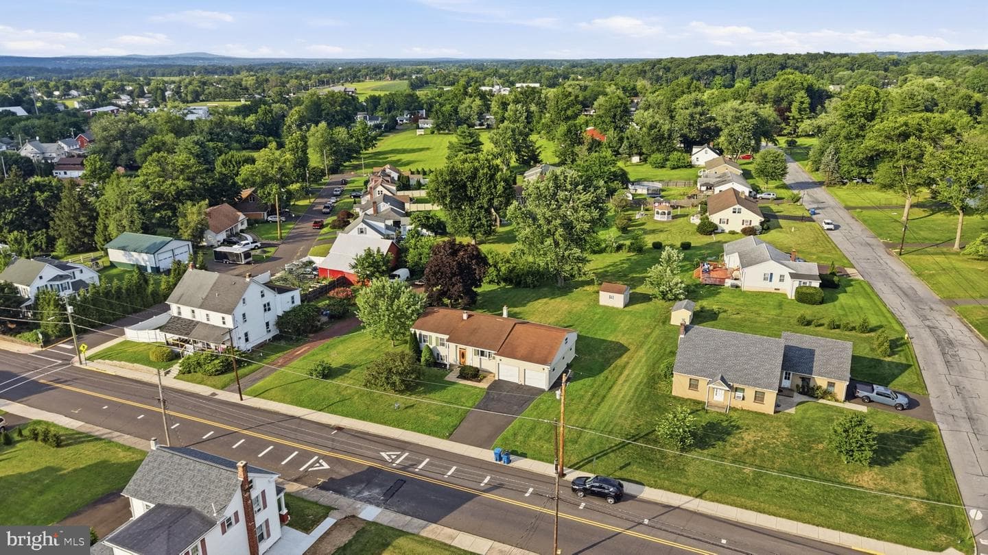 129 Green Street photo 49