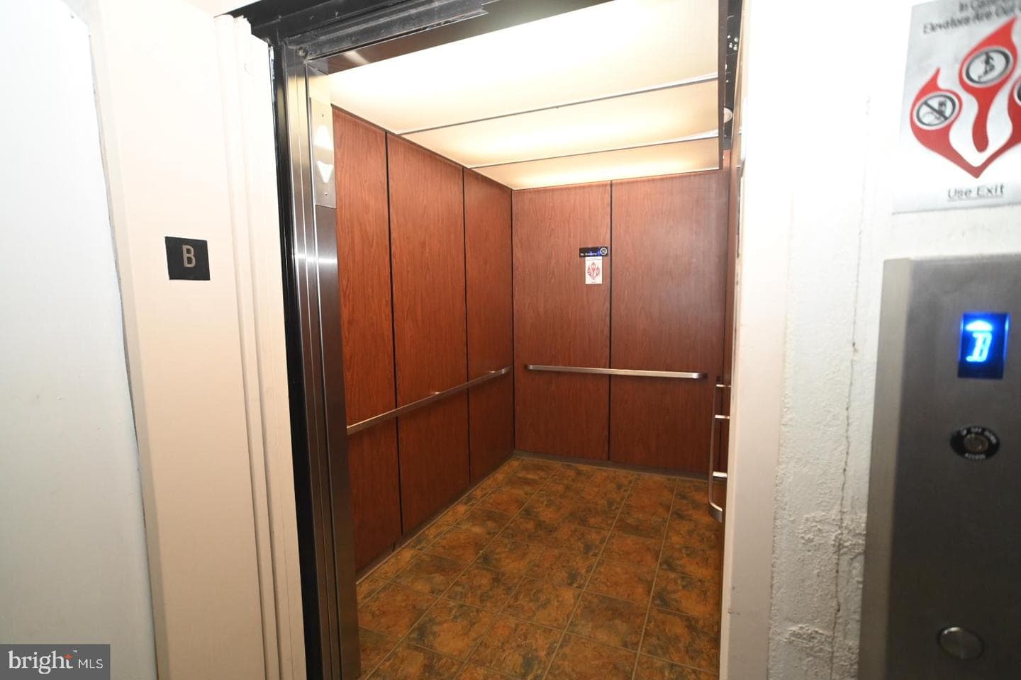 10100 Centennial Station photo 23