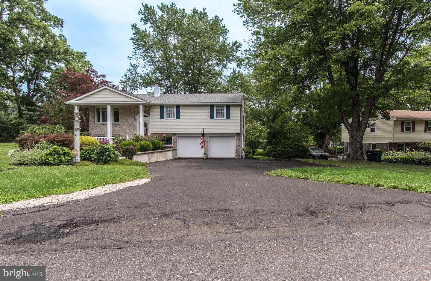 744 Kleckner Road photo 3