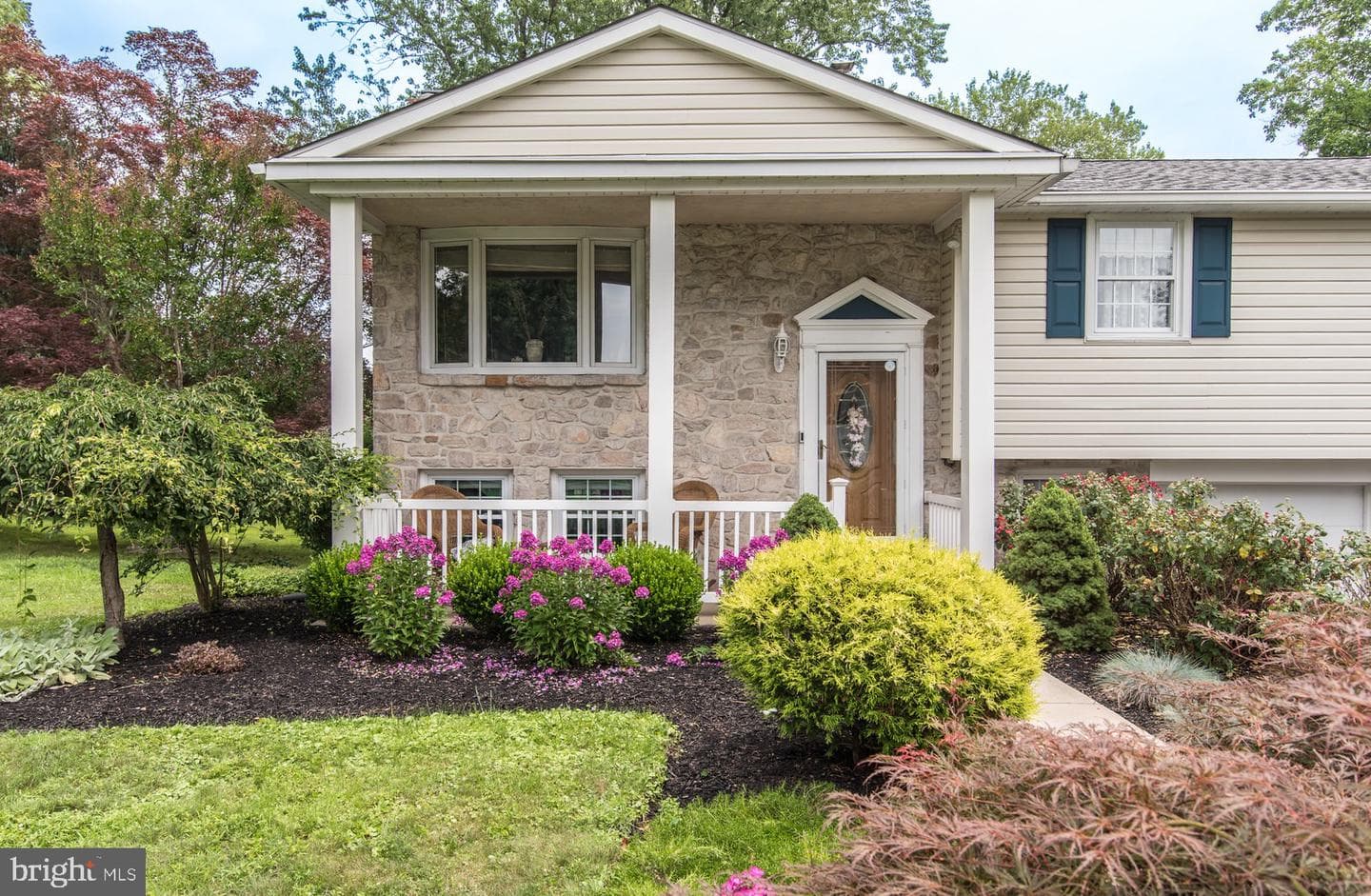 744 Kleckner Road photo 4