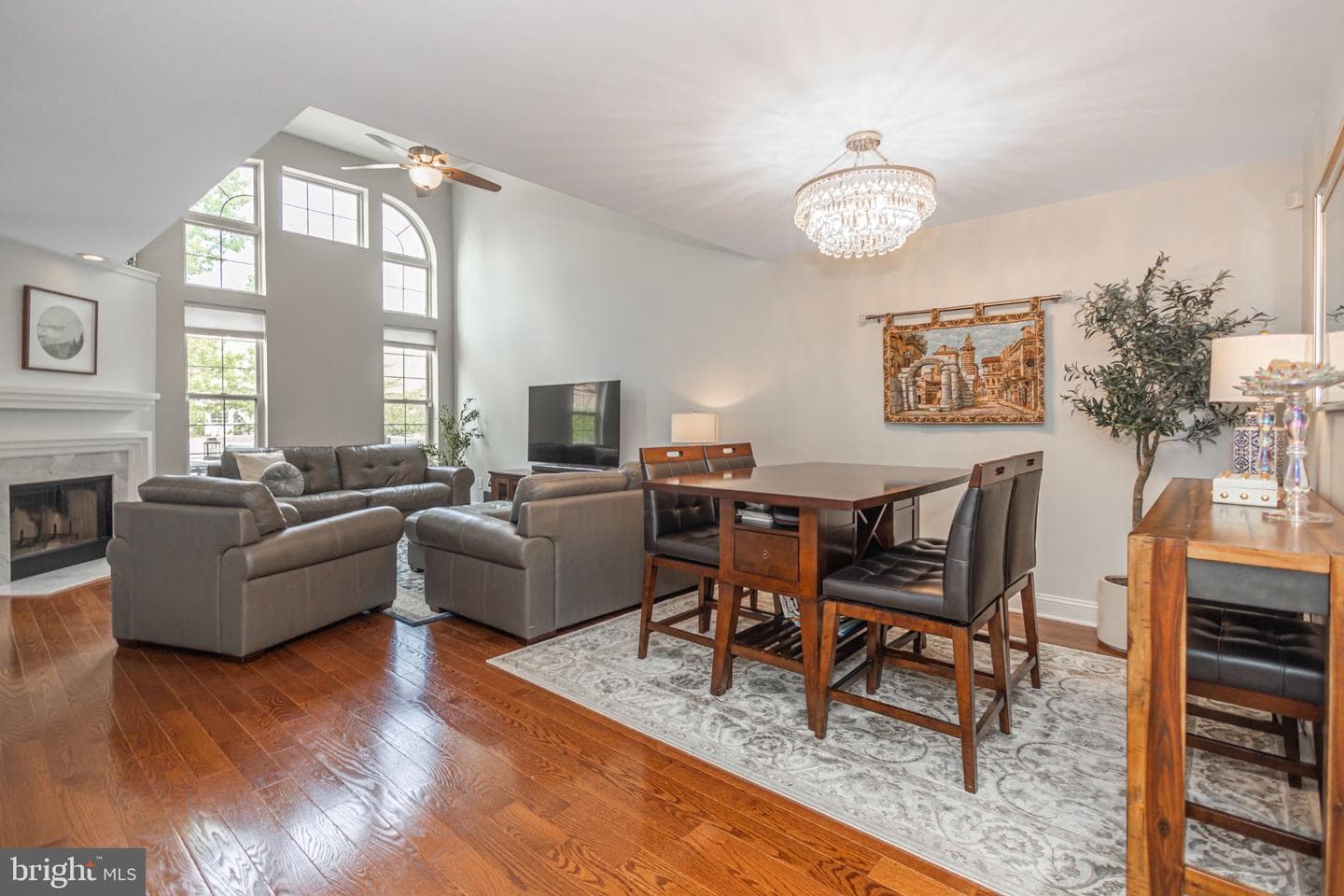 5086 Raintree Court photo 8