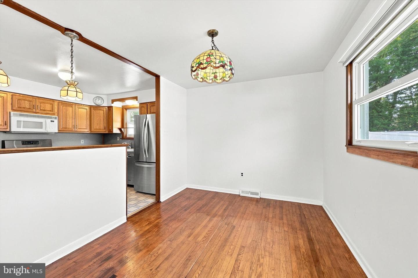 726 Violet Road photo 6