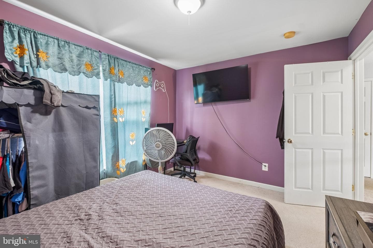 211 Tollgate Road photo 27