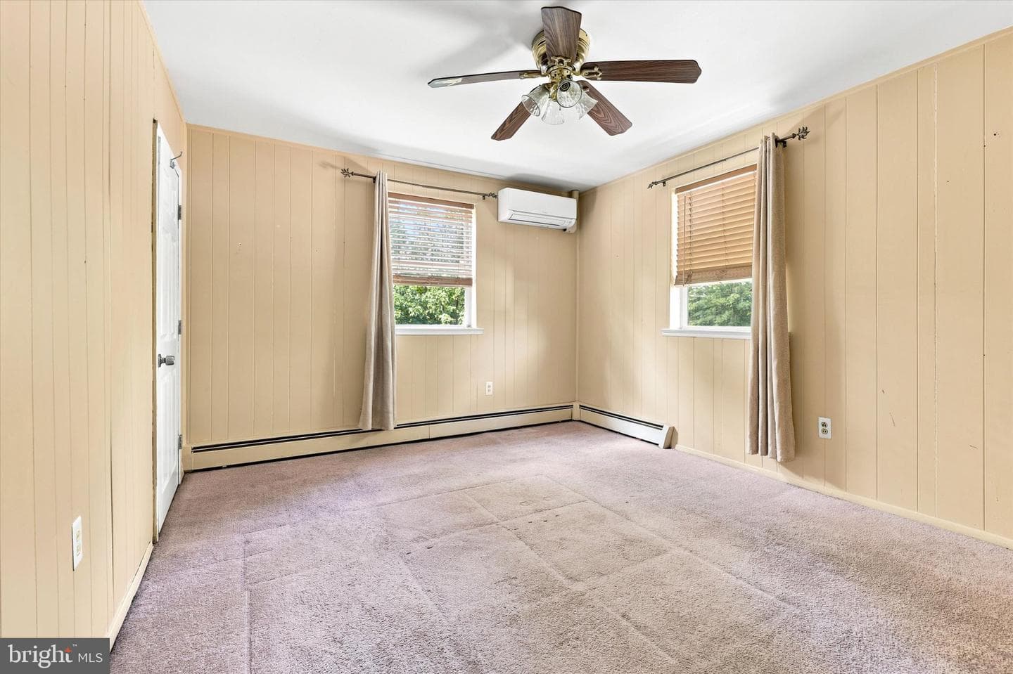 1229 Cornwells Avenue photo 6