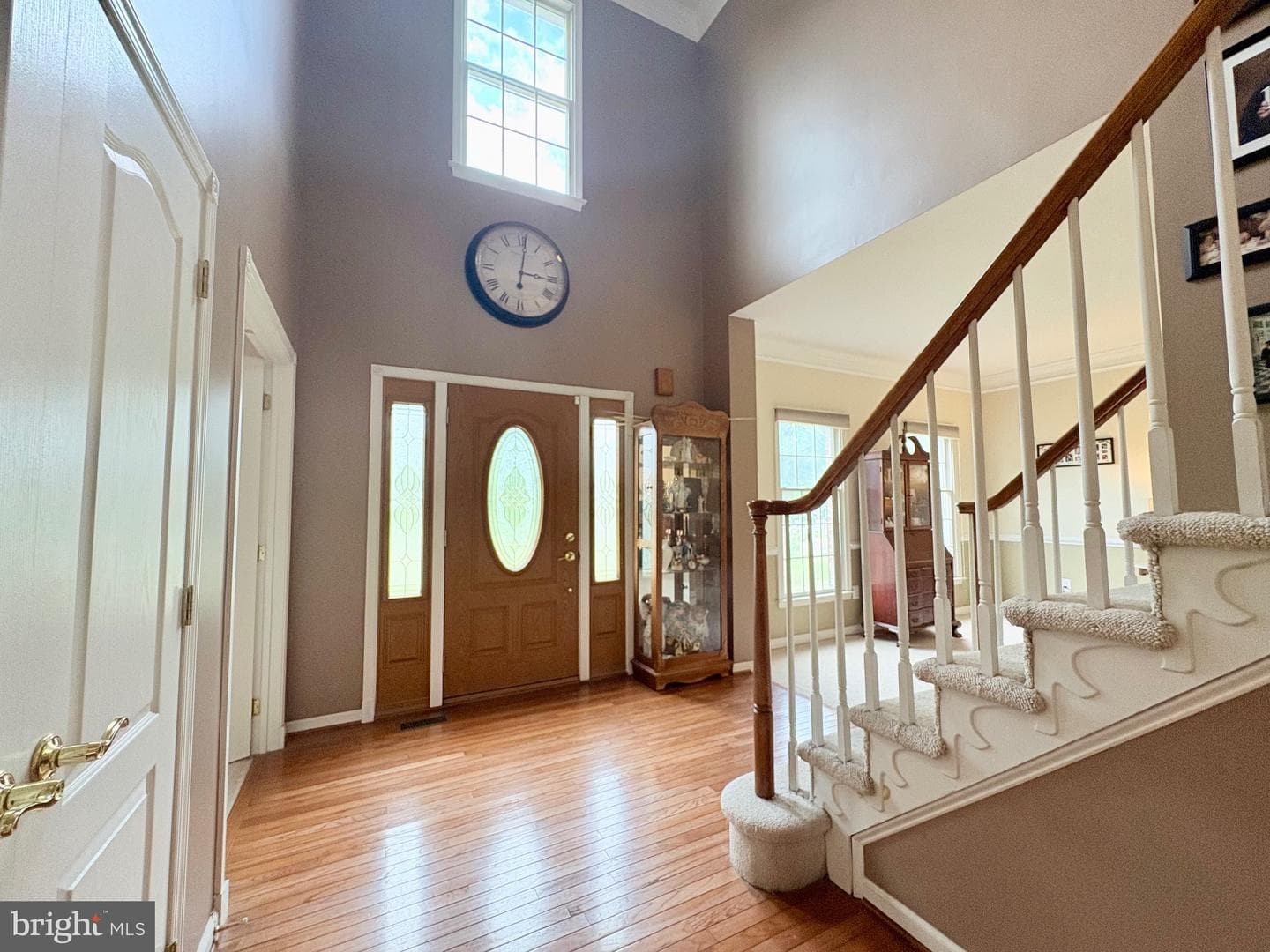 947 Countess Drive photo 3