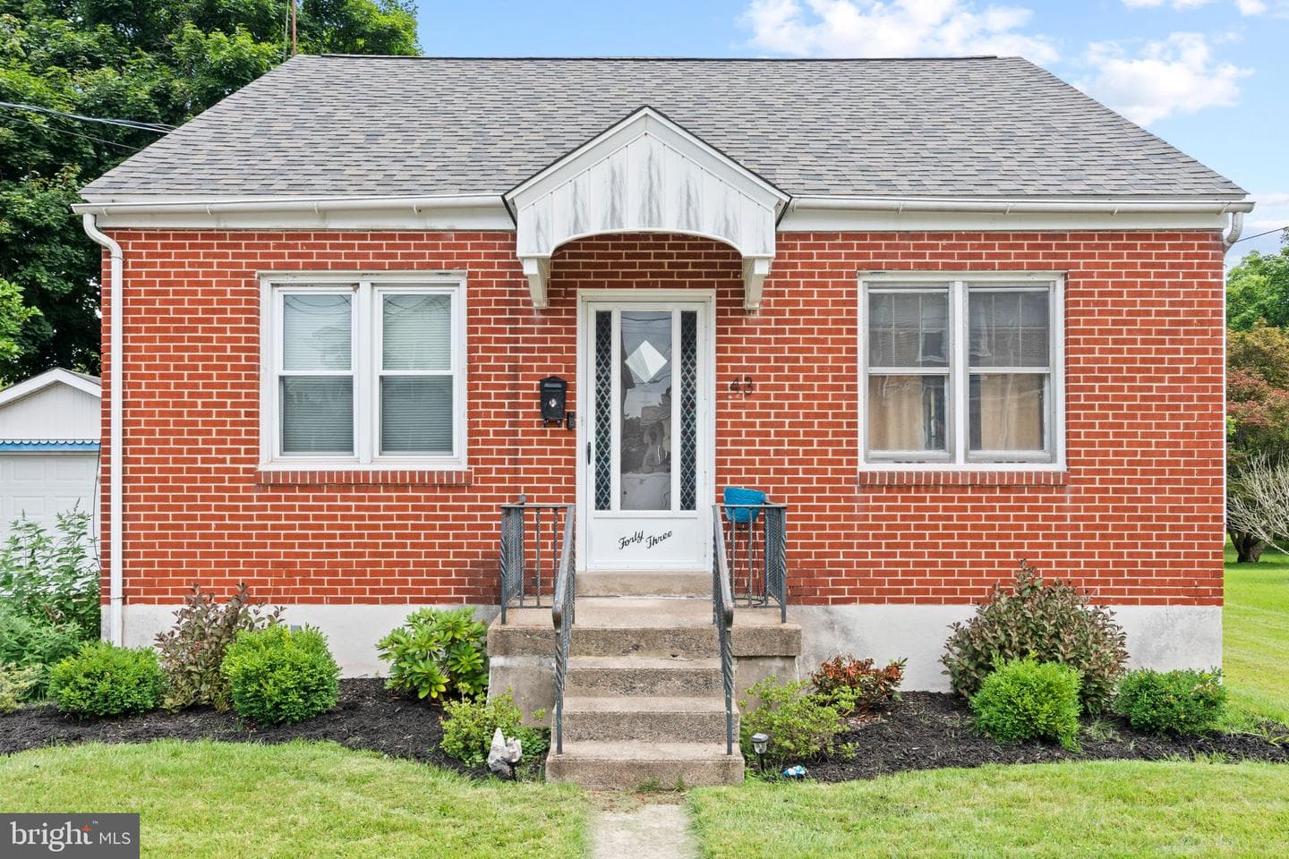43 Elm Street photo 1