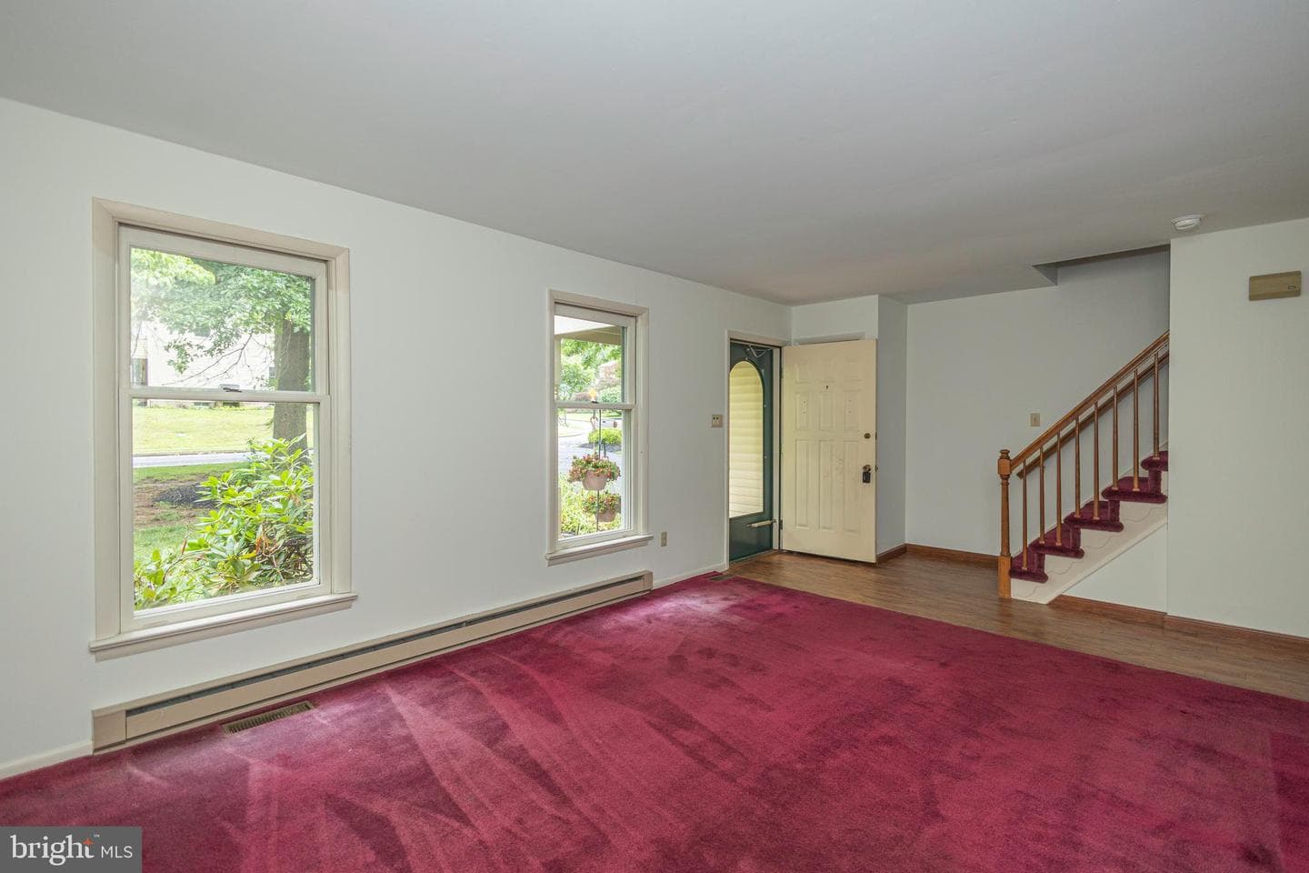 327 Thistle Lane photo 10