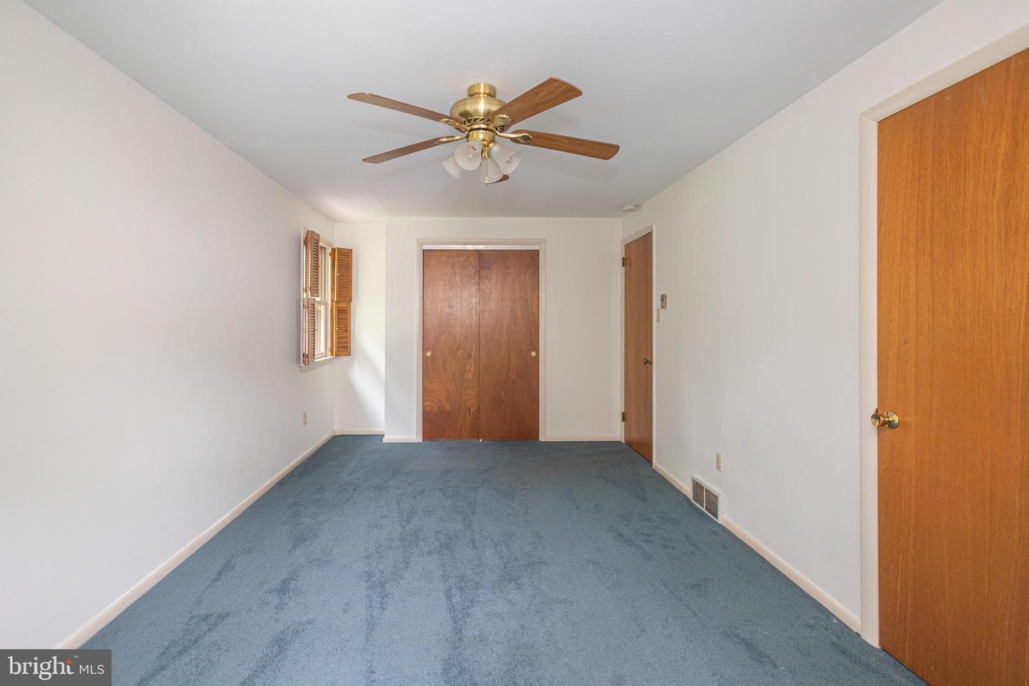 327 Thistle Lane photo 34