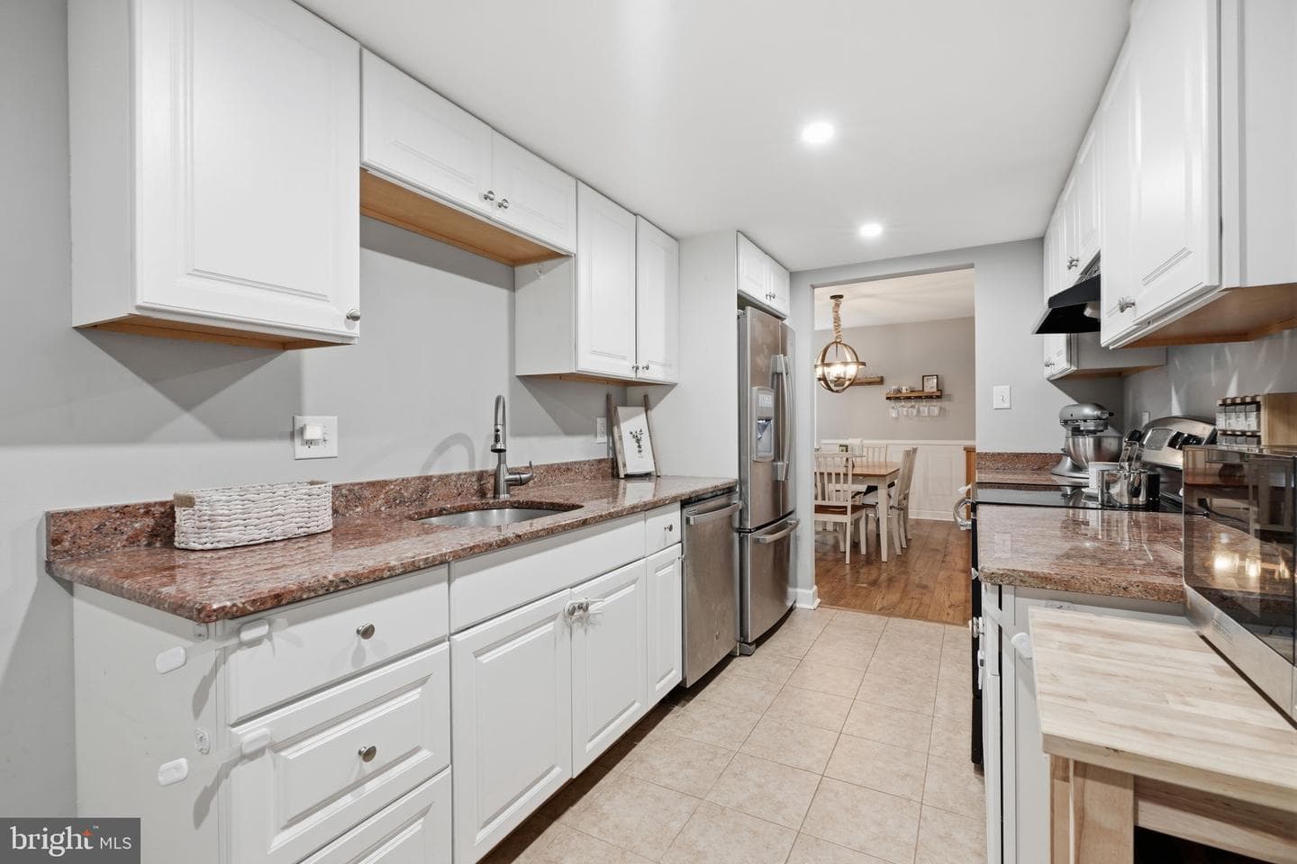 83 Andover Drive photo 9