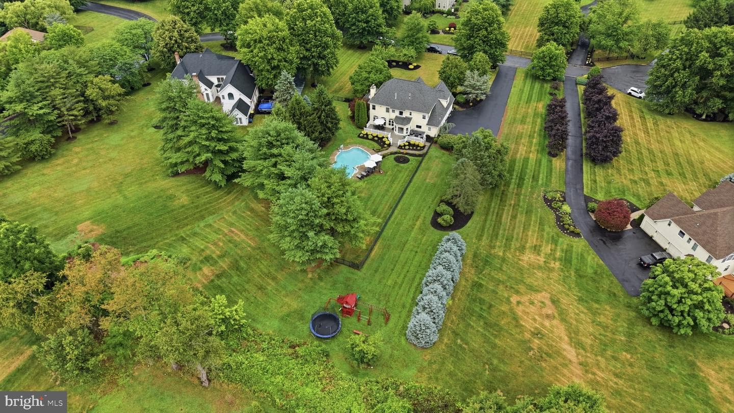 102 Whisper Wood Court photo 65