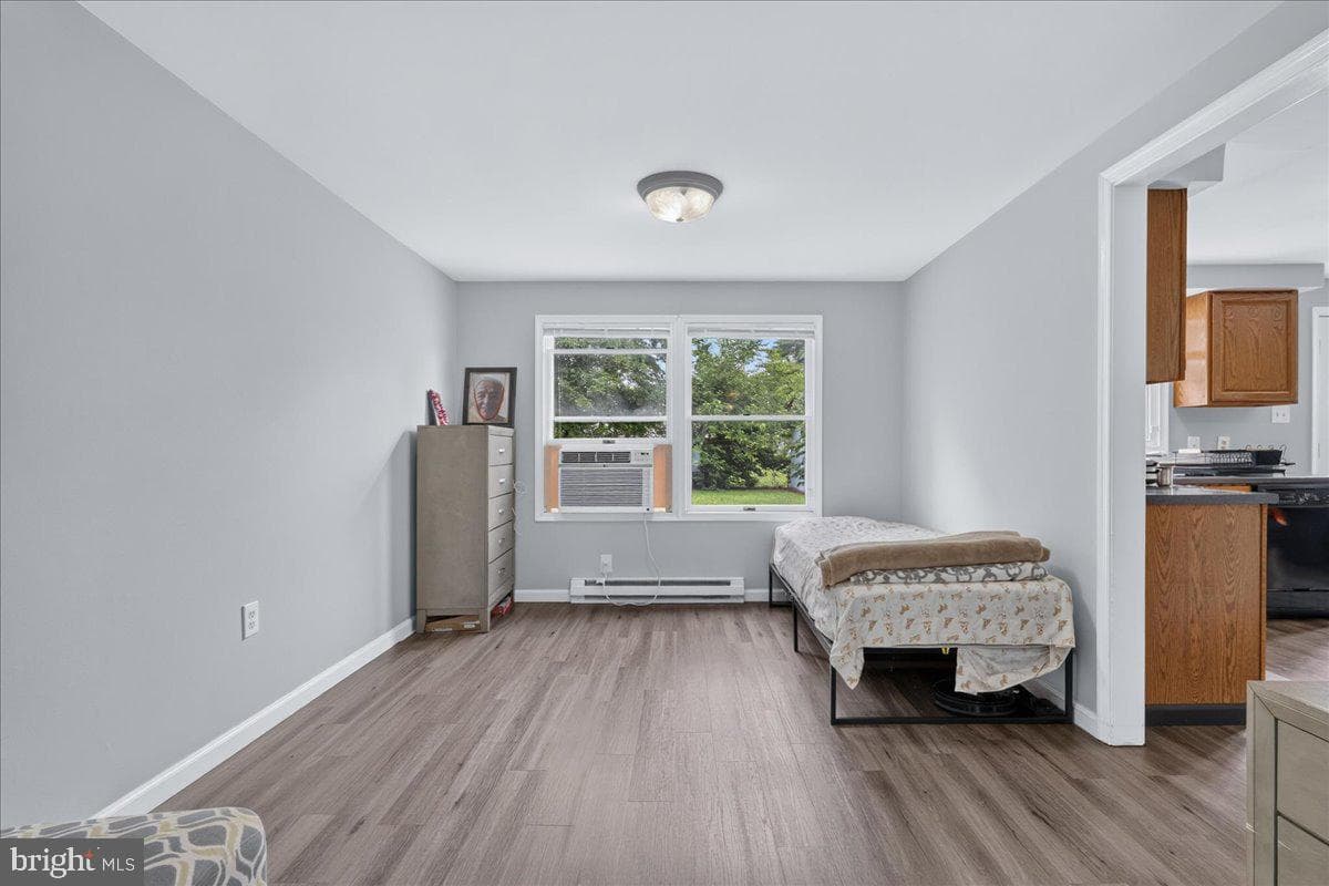 2836 Marion Avenue photo 12