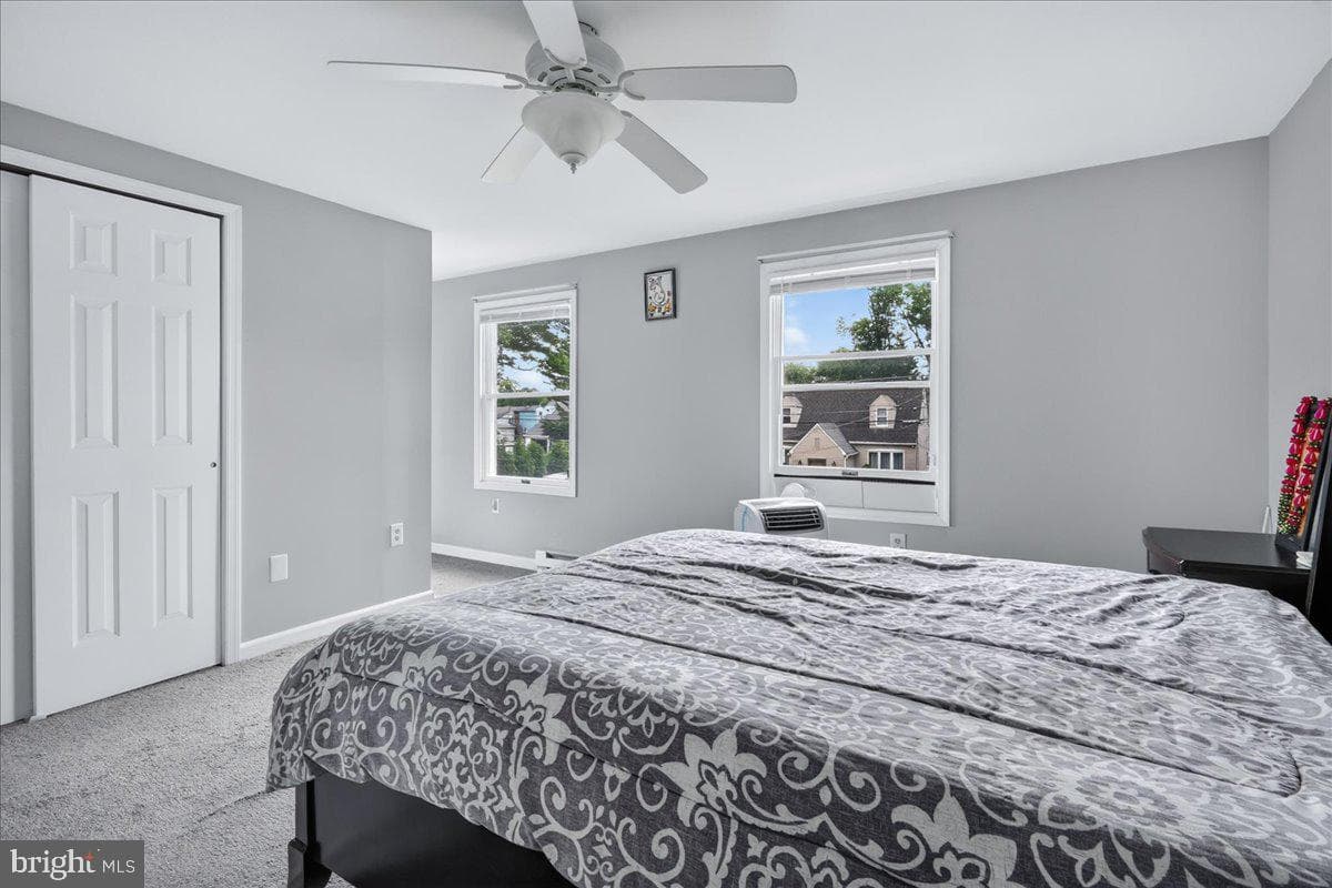 2836 Marion Avenue photo 29