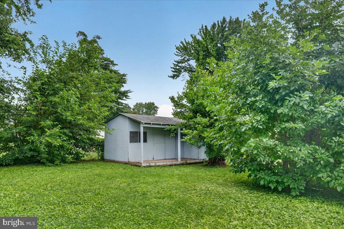 2836 Marion Avenue photo 50
