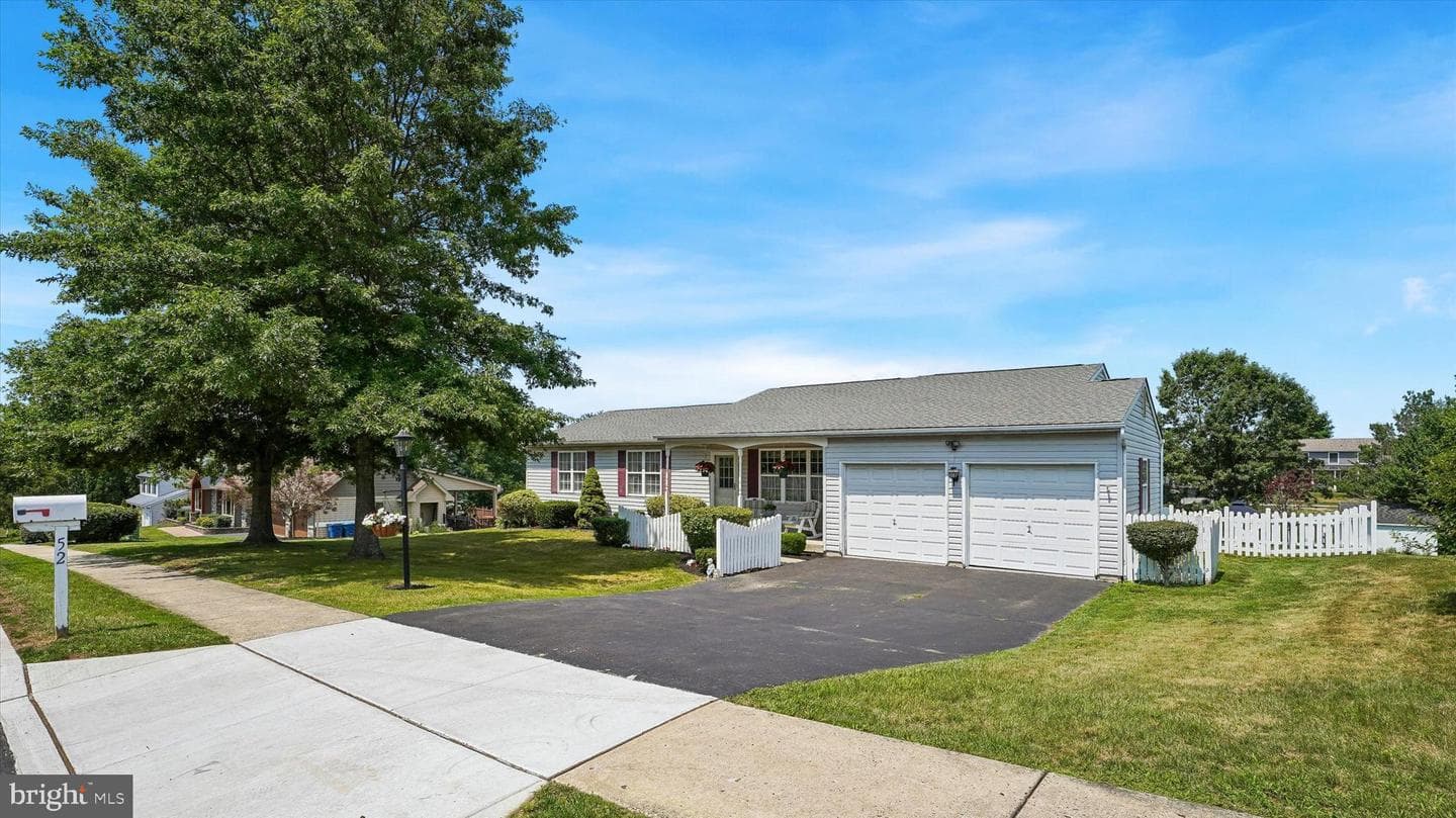 52 Castlewood Drive, Chalfont