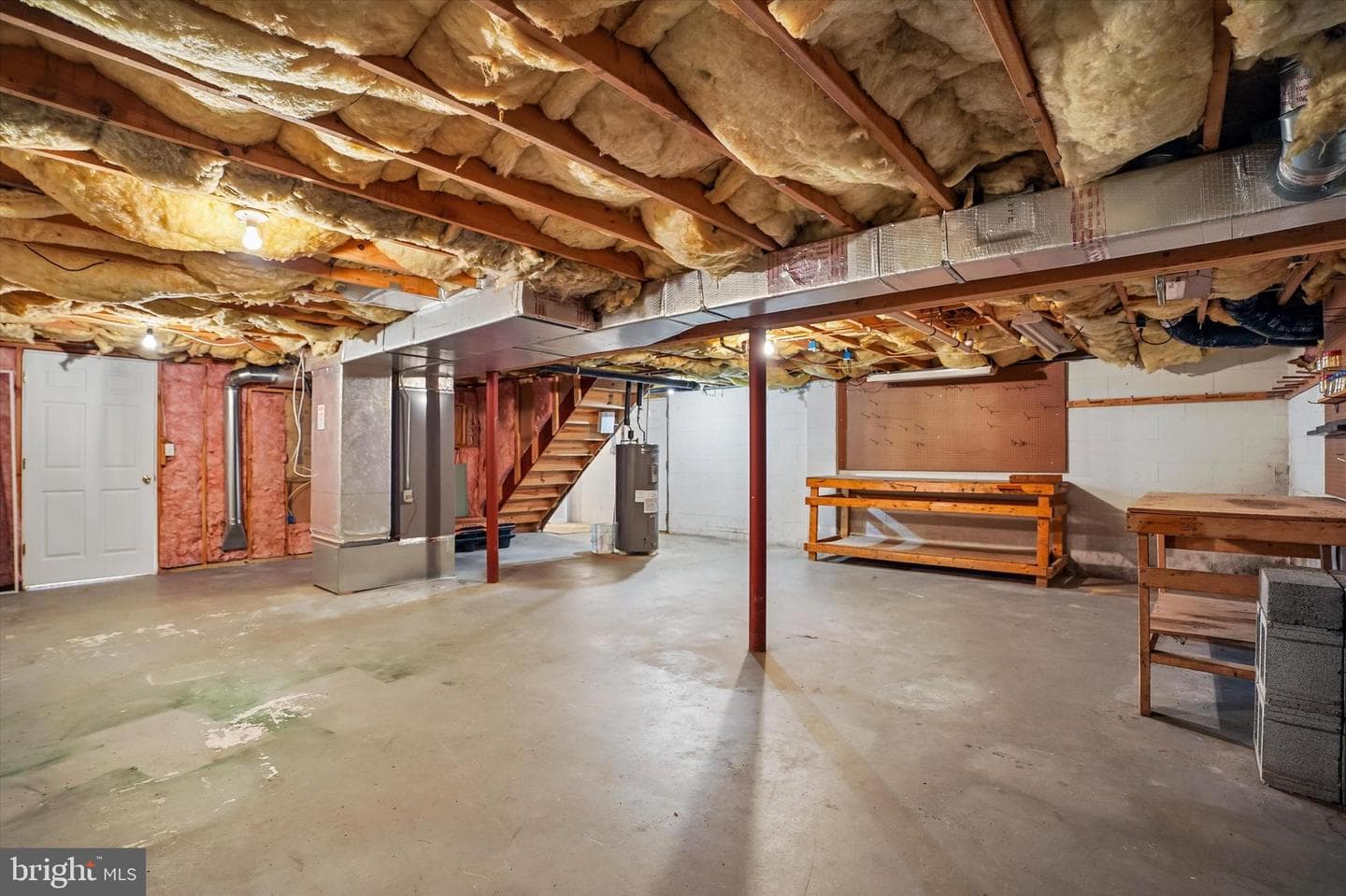 52 Castlewood Drive photo 32