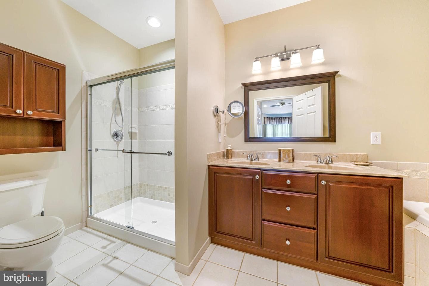282 Willow Drive photo 27