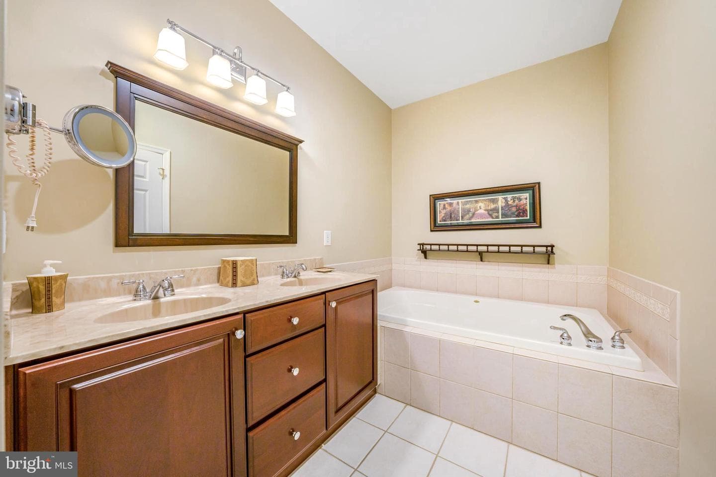 282 Willow Drive photo 28