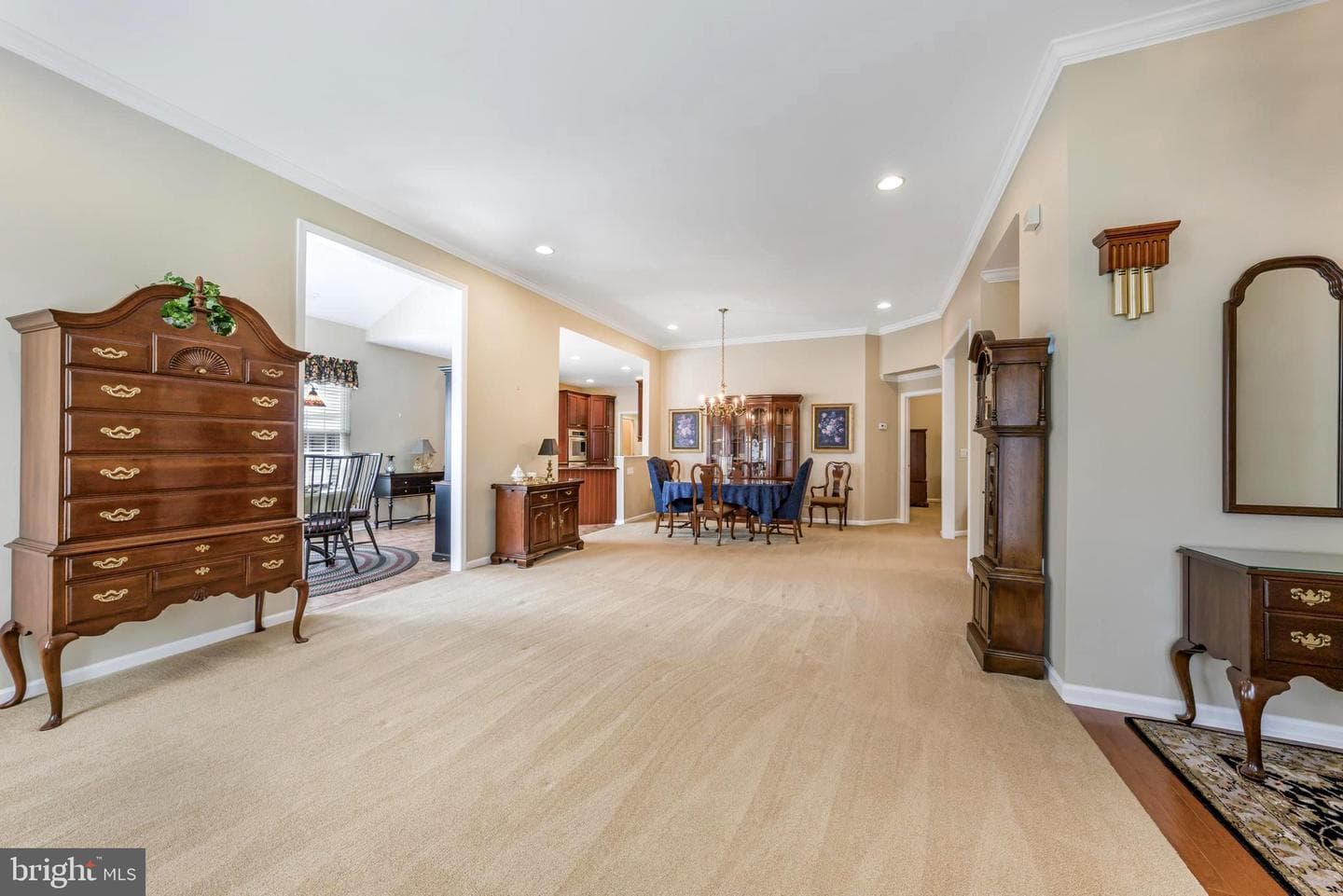282 Willow Drive photo 8