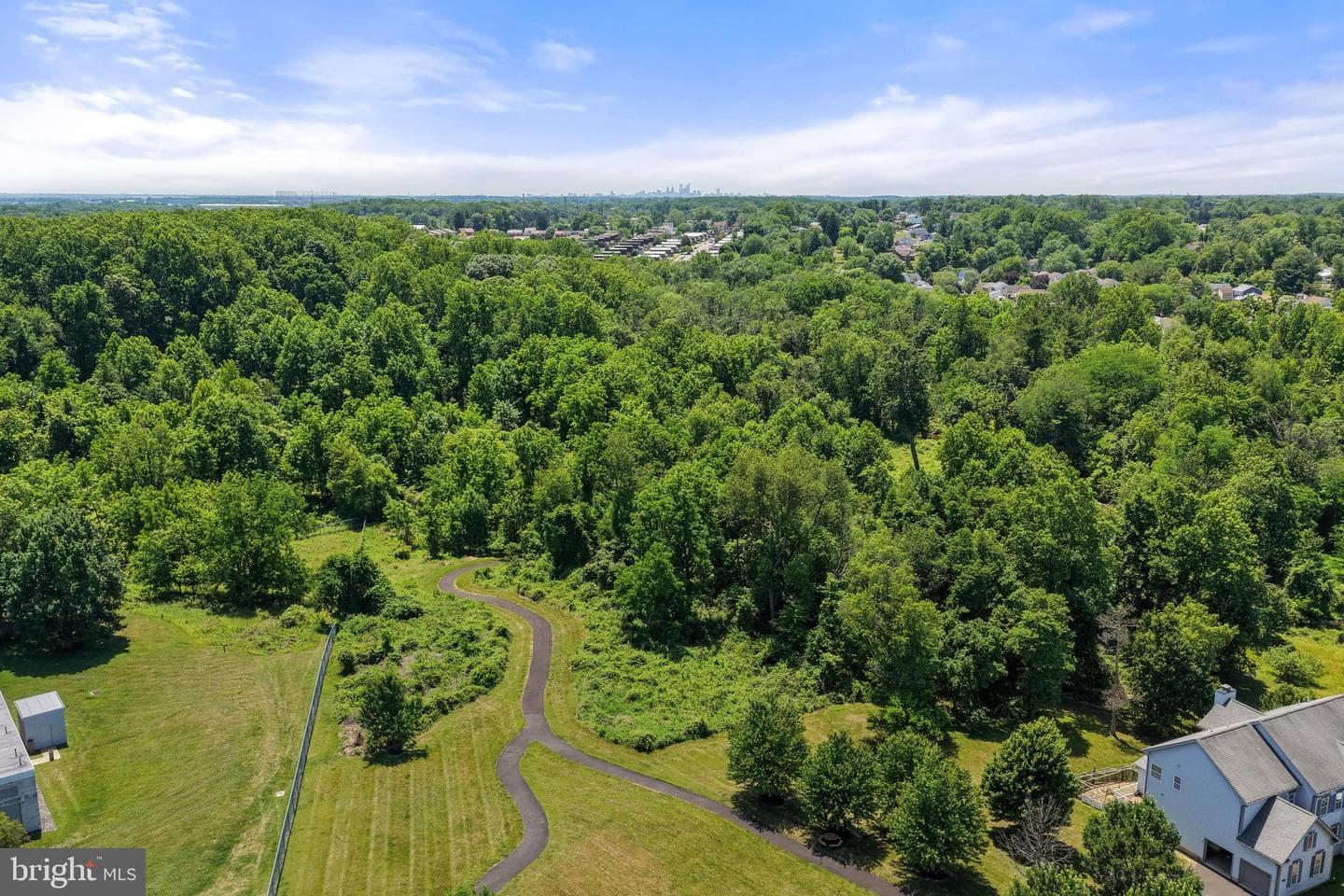 18 Beechwood Boulevard photo 10