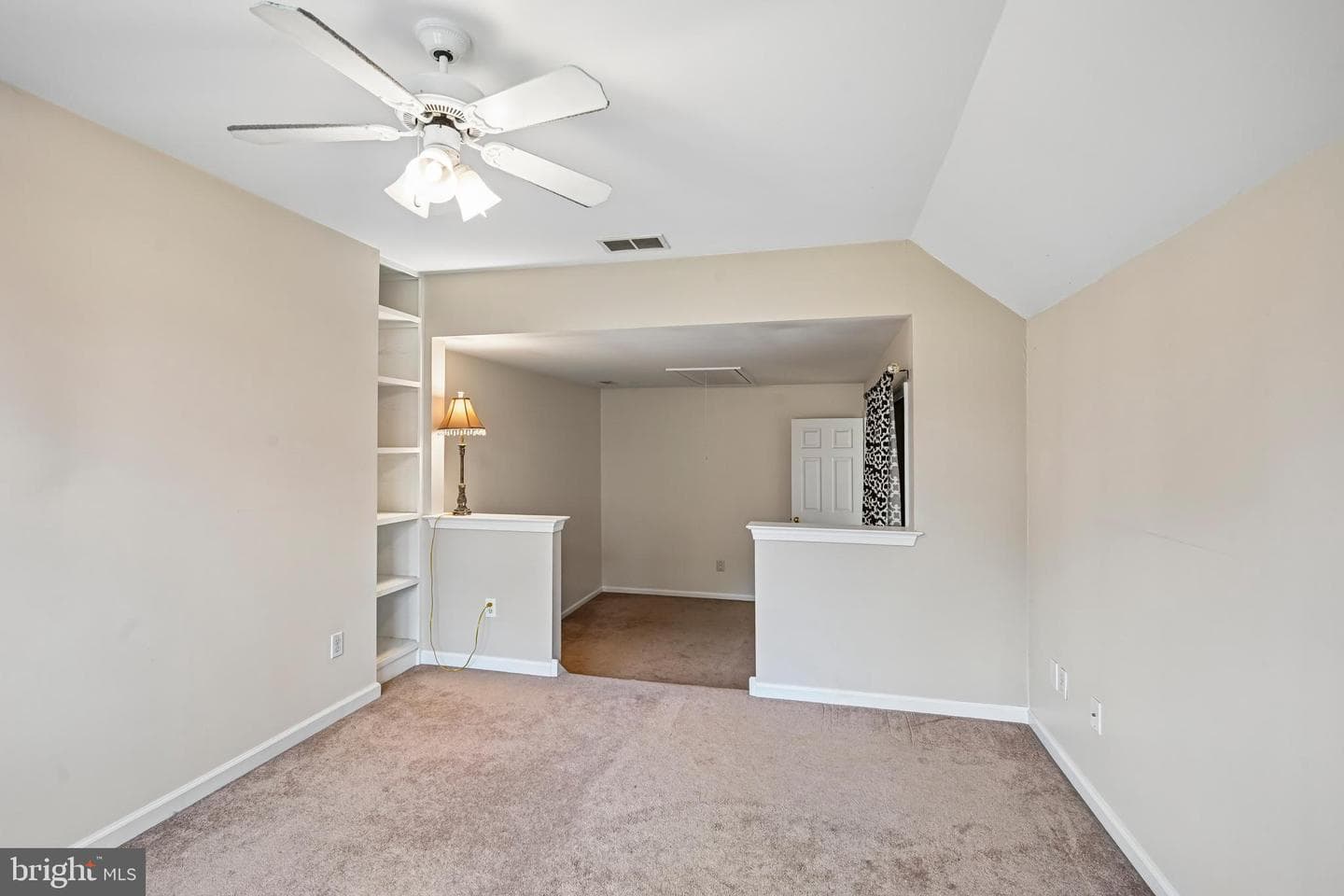 415 Hidden Oaks Drive photo 15
