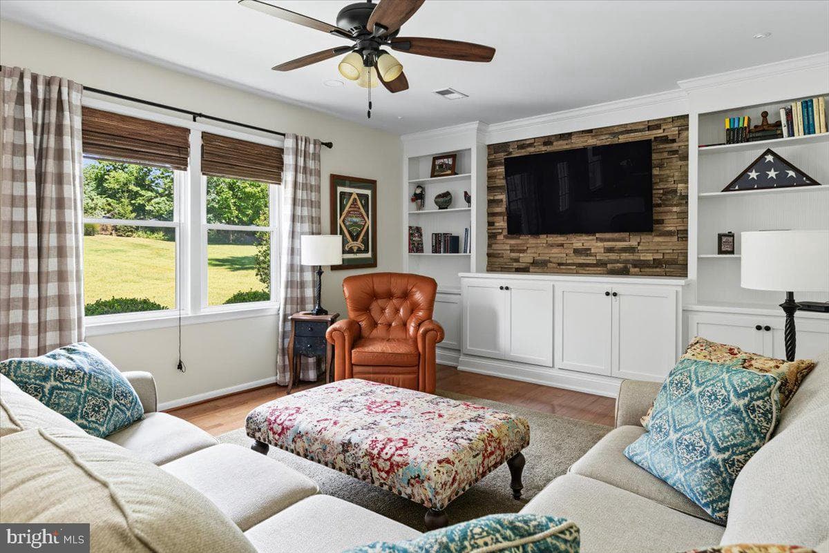 9 Brookdale Drive photo 14