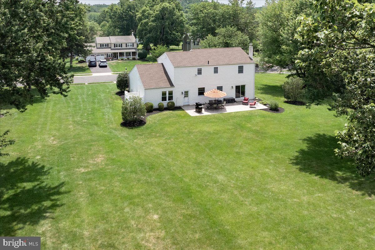 9 Brookdale Drive photo 28