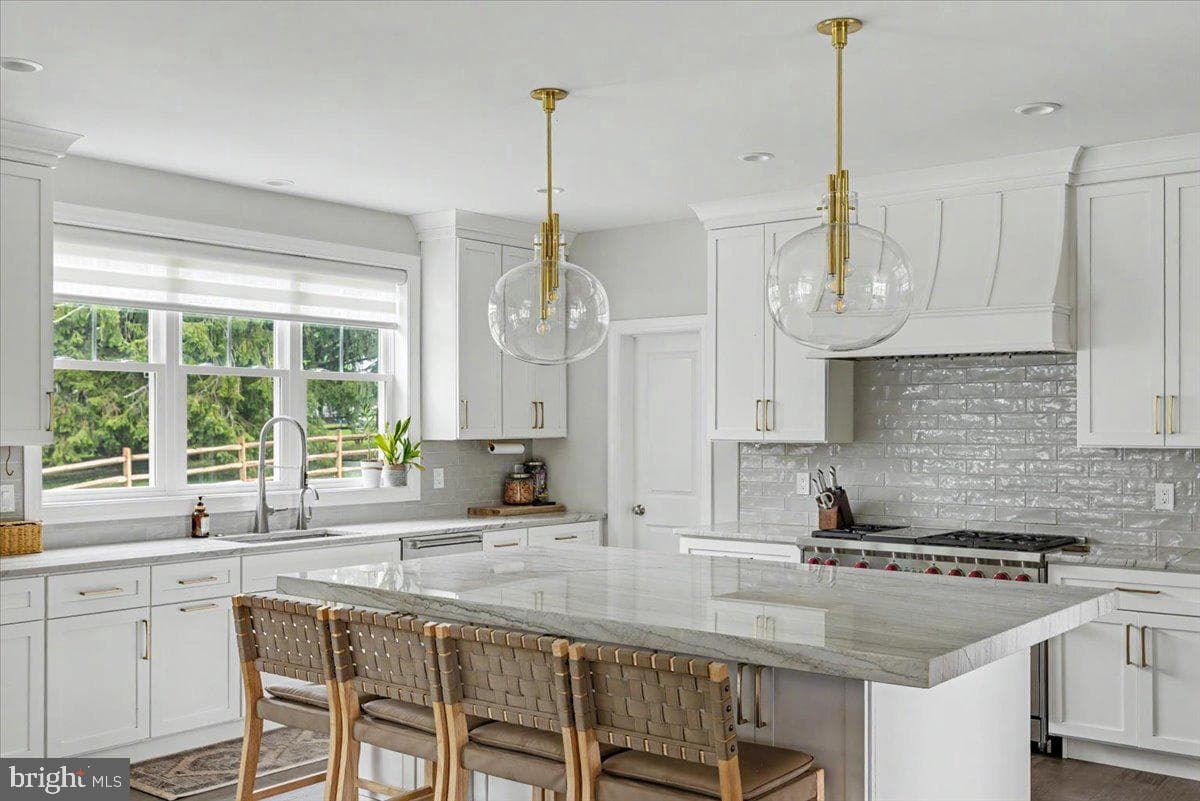 9 Foxtail Lane photo 20