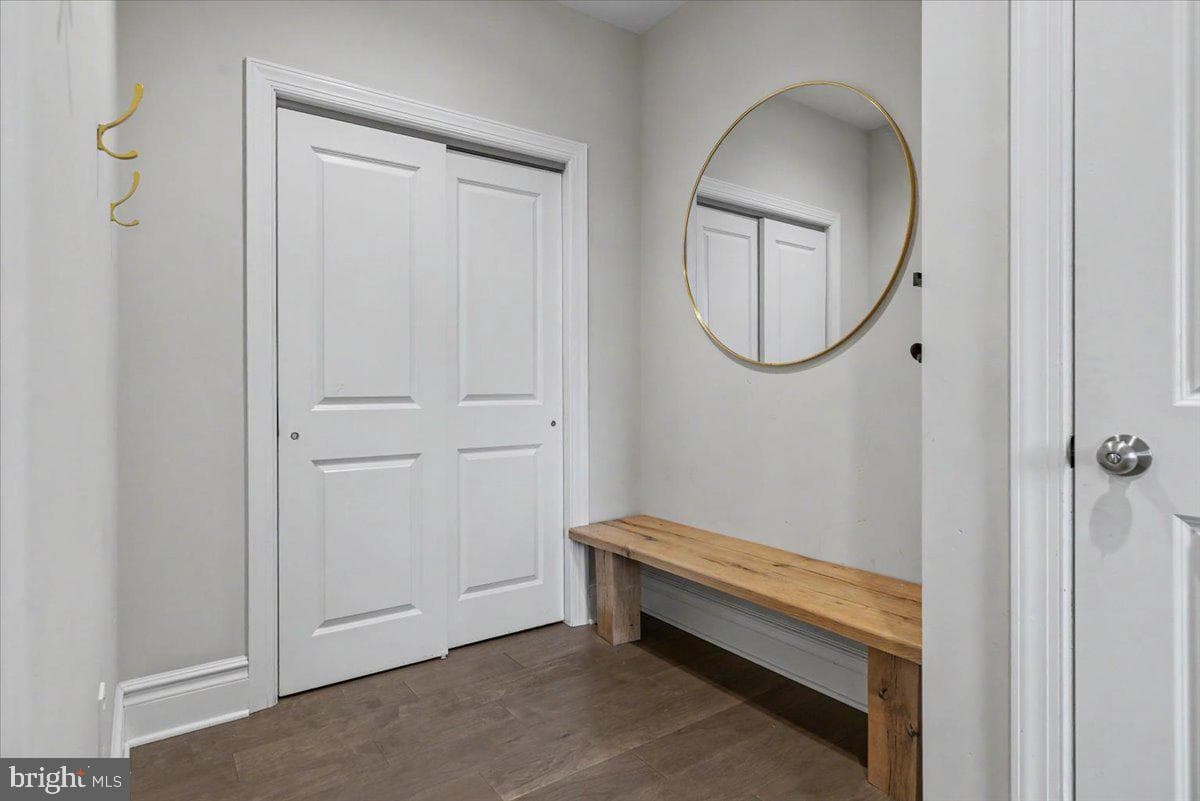 9 Foxtail Lane photo 28