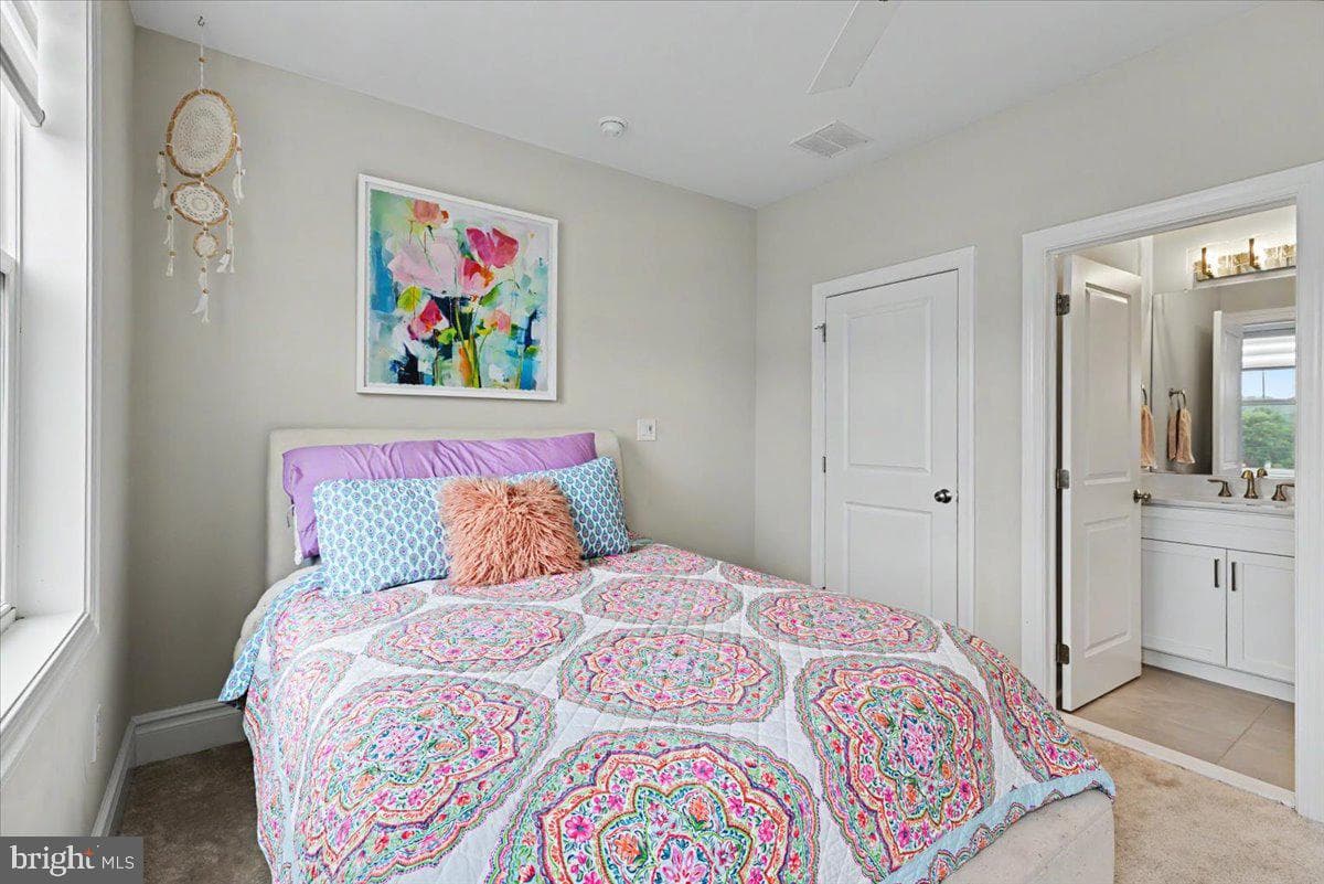 9 Foxtail Lane photo 41