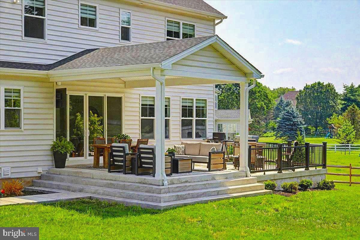 9 Foxtail Lane photo 61