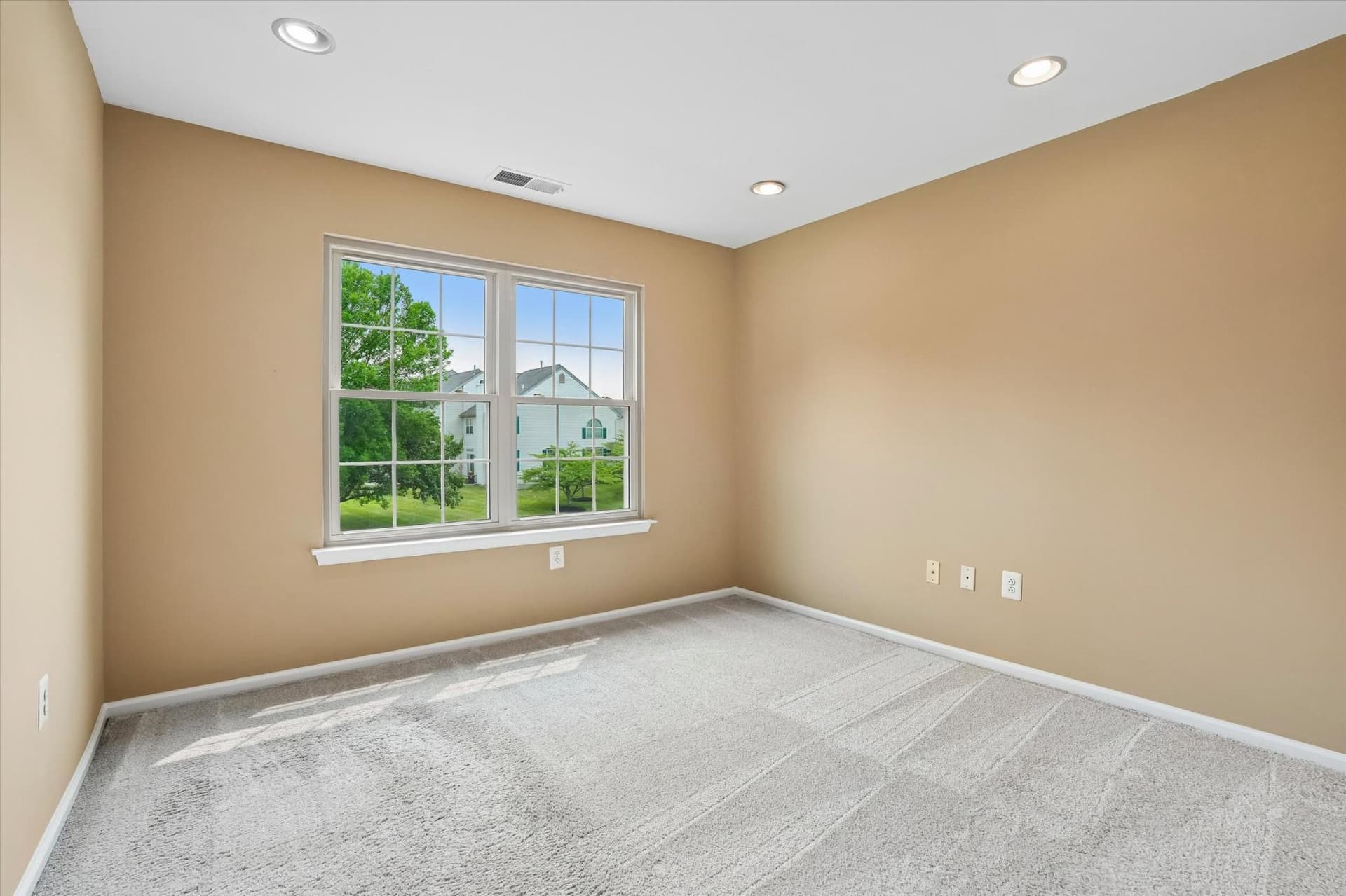 3891 Nanlyn Farm Circle photo 25